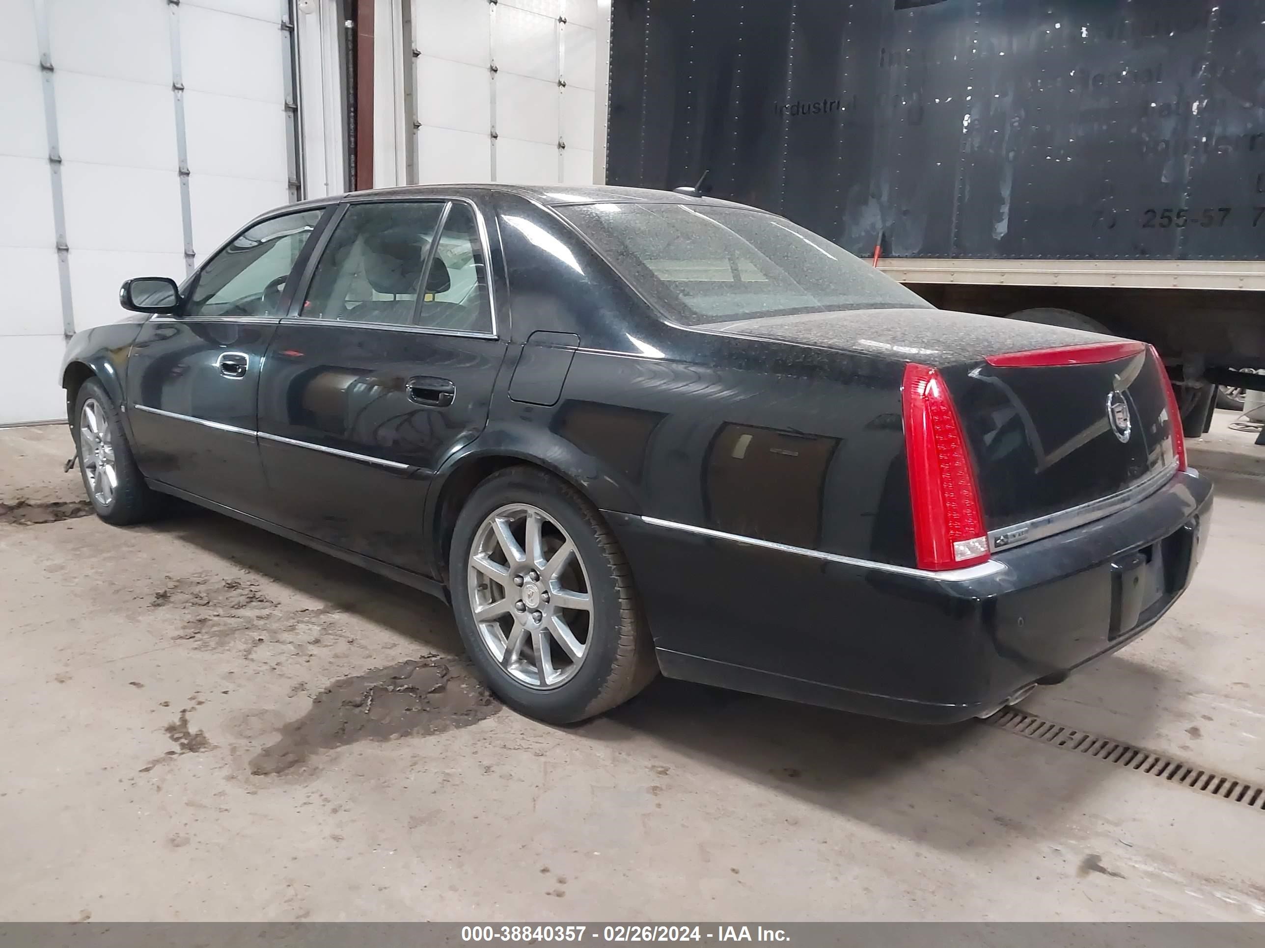 Photo 2 VIN: 1G6KD57918U125451 - CADILLAC DTS 