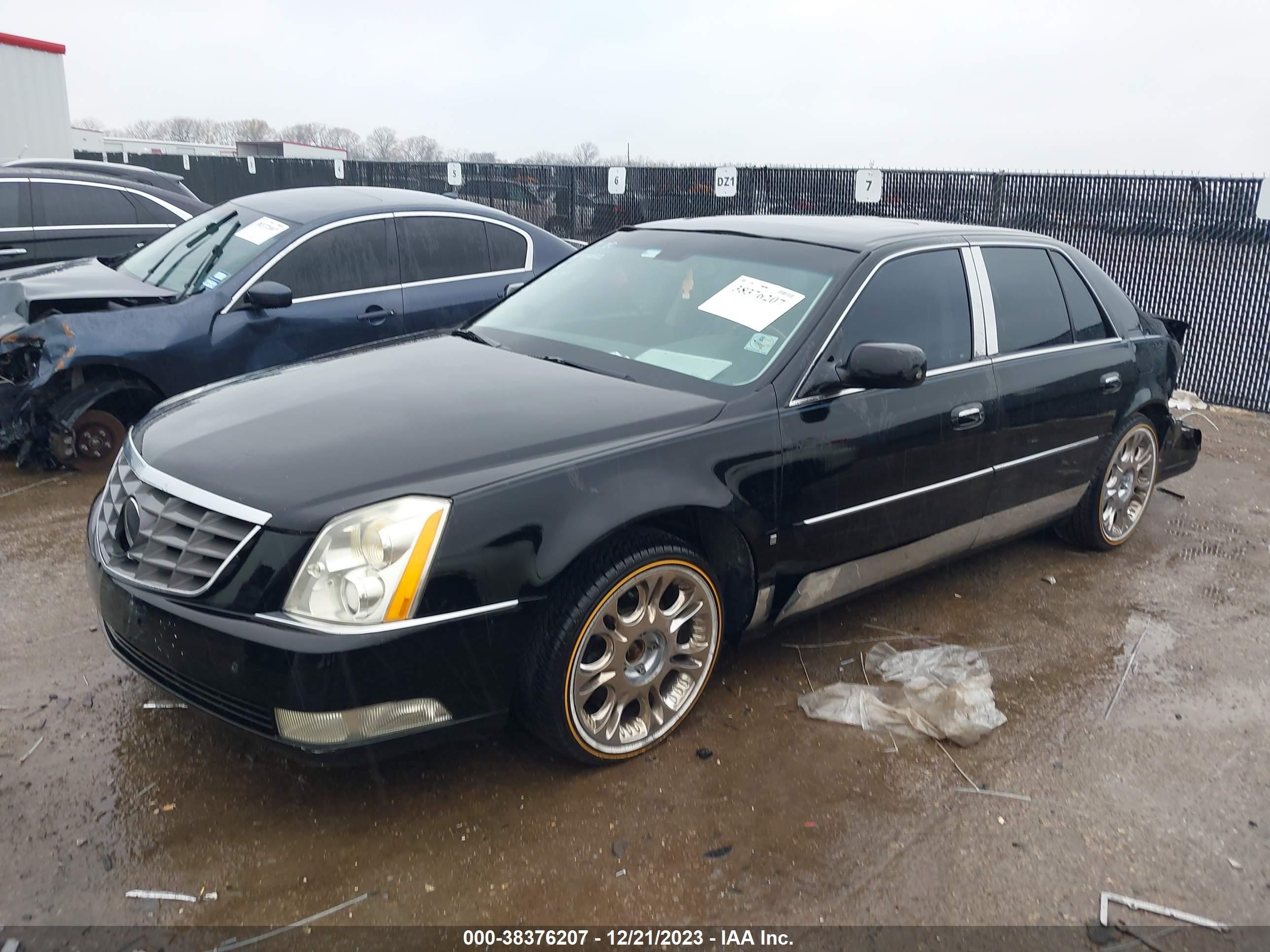 Photo 1 VIN: 1G6KD57928U135986 - CADILLAC DTS 