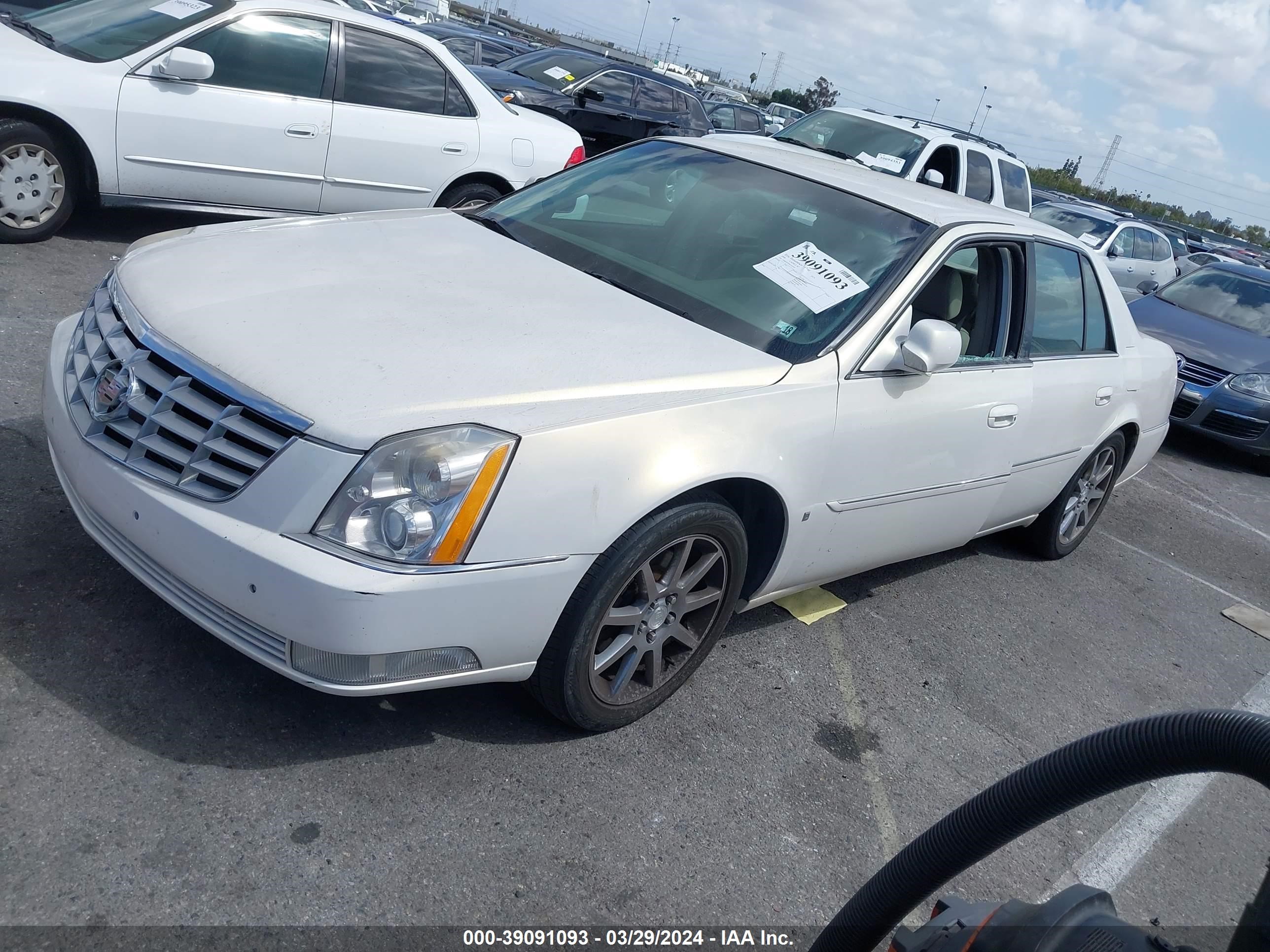 Photo 1 VIN: 1G6KD57976U110787 - CADILLAC DTS 