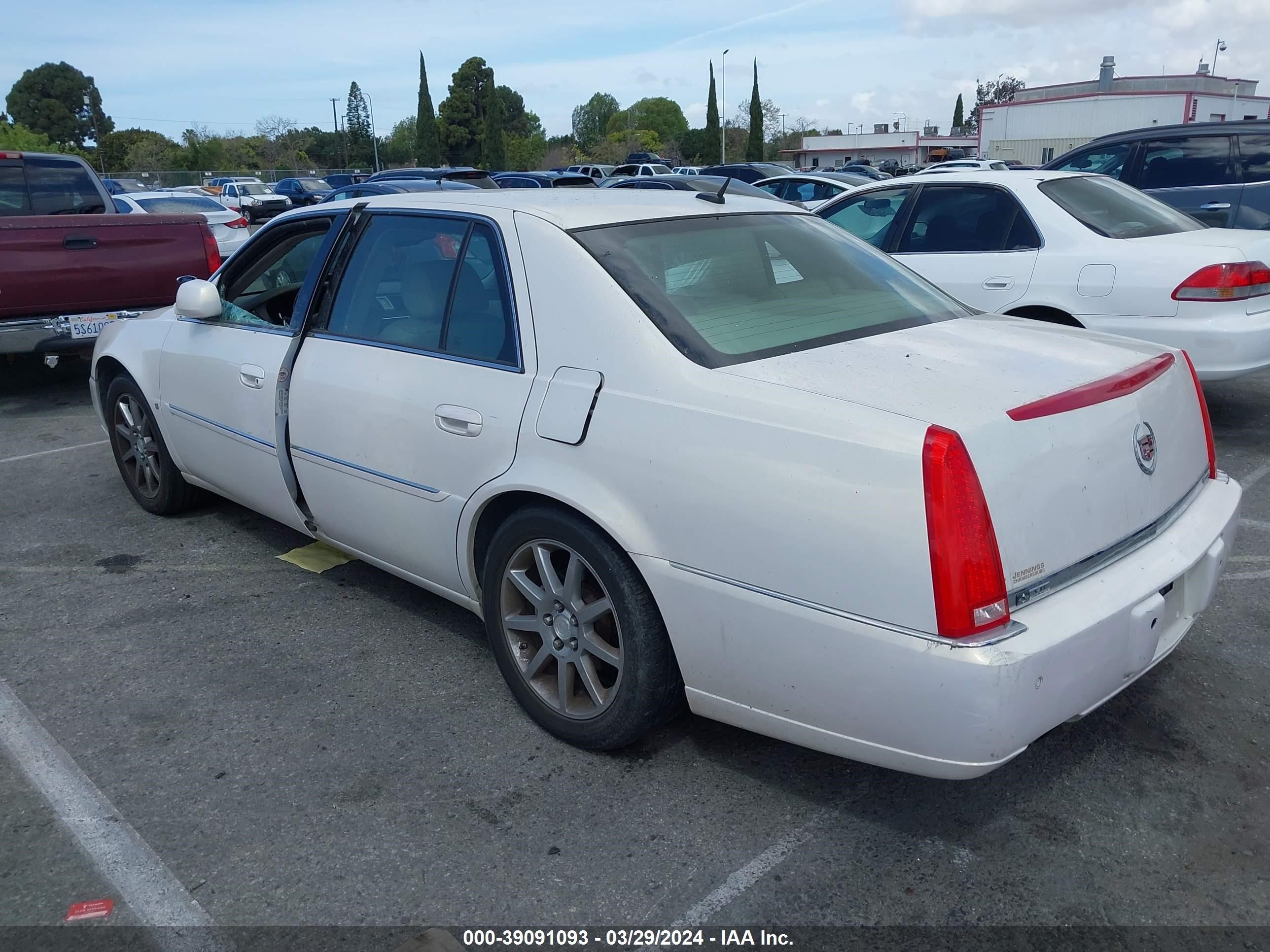 Photo 2 VIN: 1G6KD57976U110787 - CADILLAC DTS 