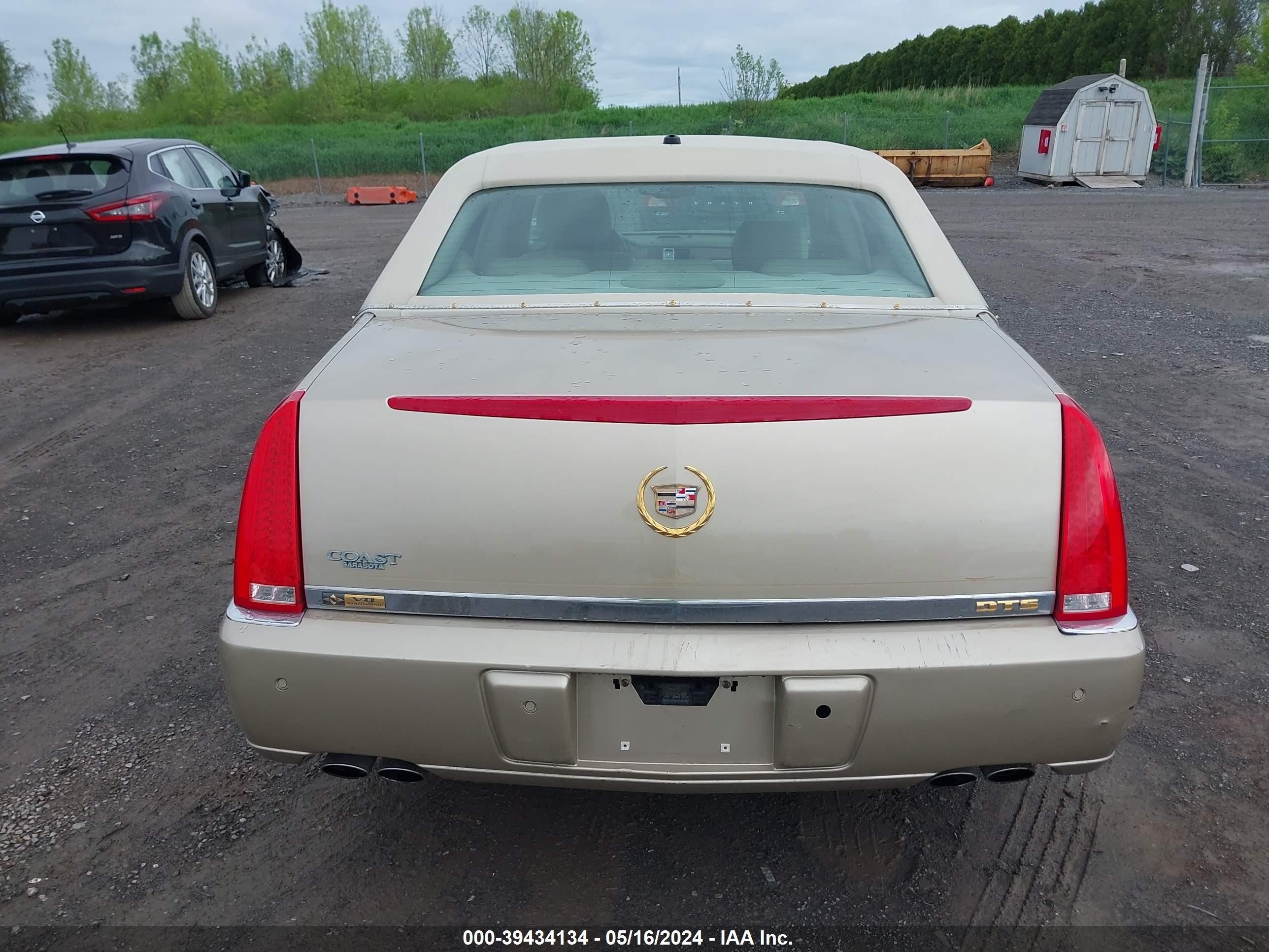 Photo 16 VIN: 1G6KD57Y06U207885 - CADILLAC DTS 