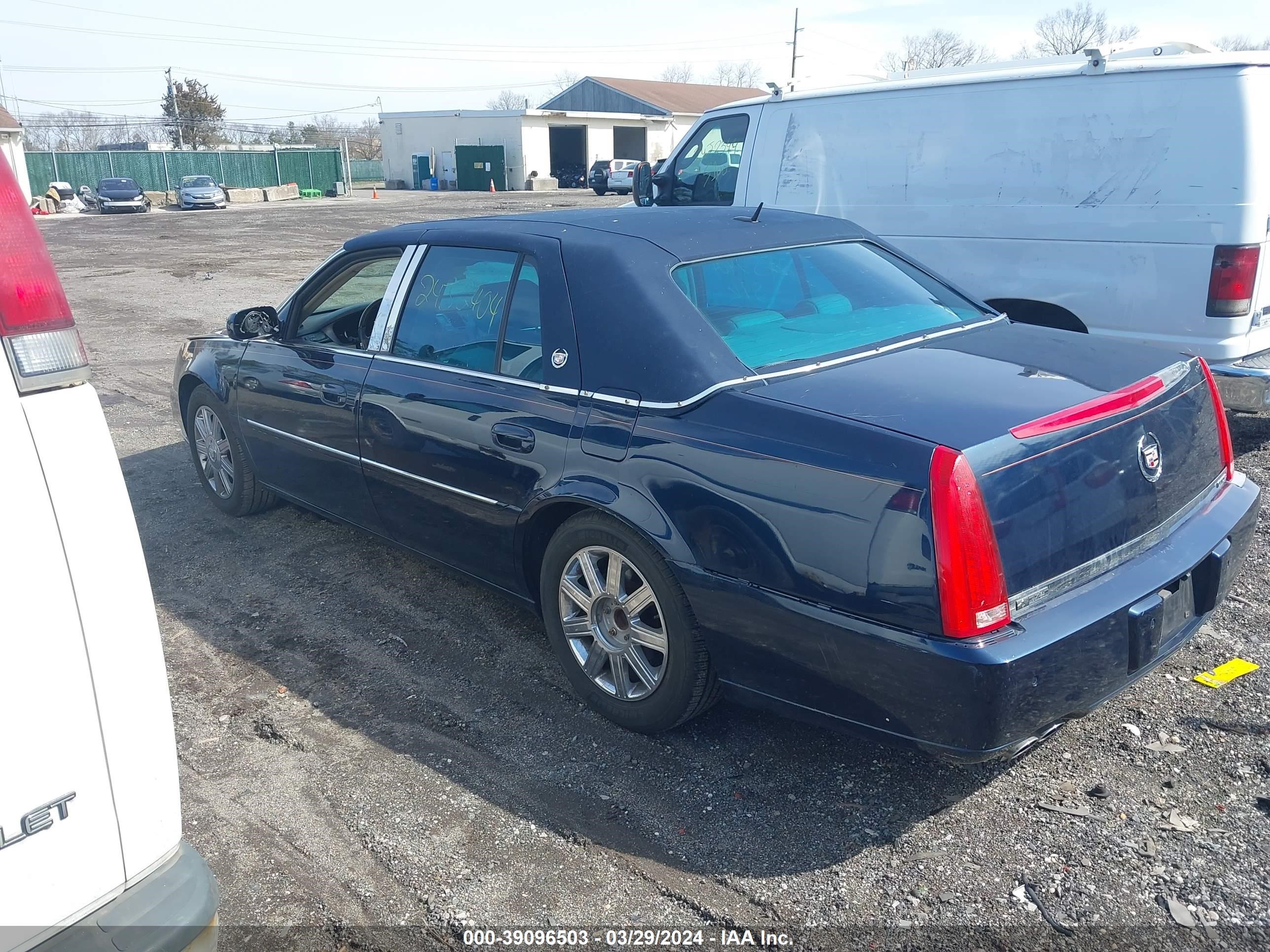 Photo 2 VIN: 1G6KD57Y07U111191 - CADILLAC DTS 