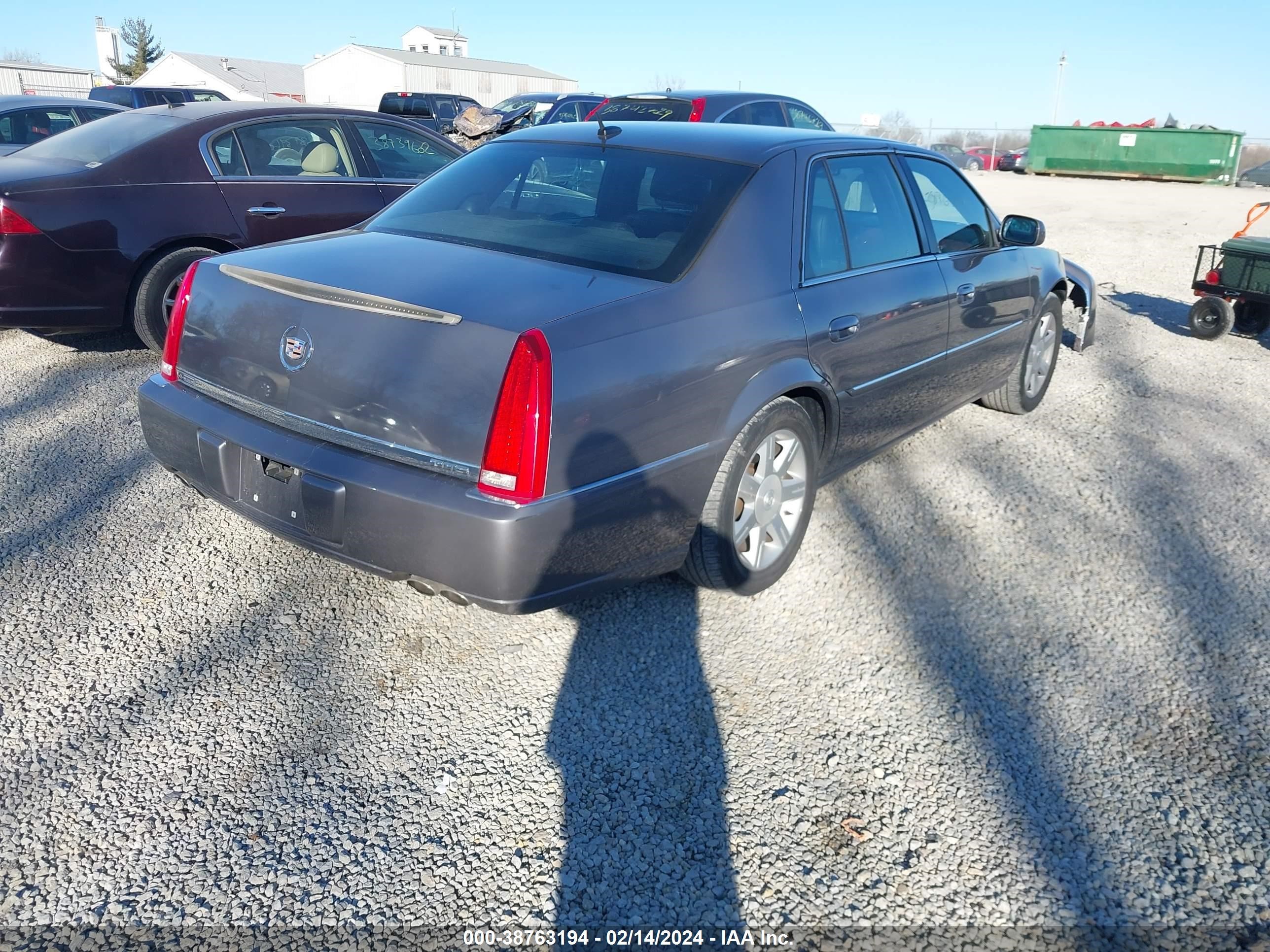 Photo 3 VIN: 1G6KD57Y07U128928 - CADILLAC DTS 