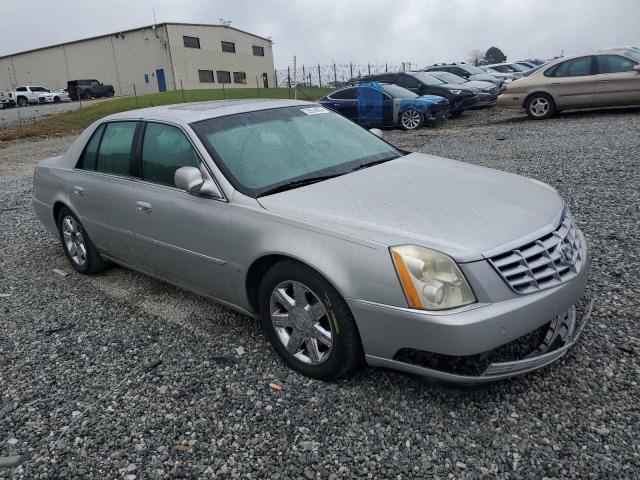 Photo 3 VIN: 1G6KD57Y07U133322 - CADILLAC DTS 