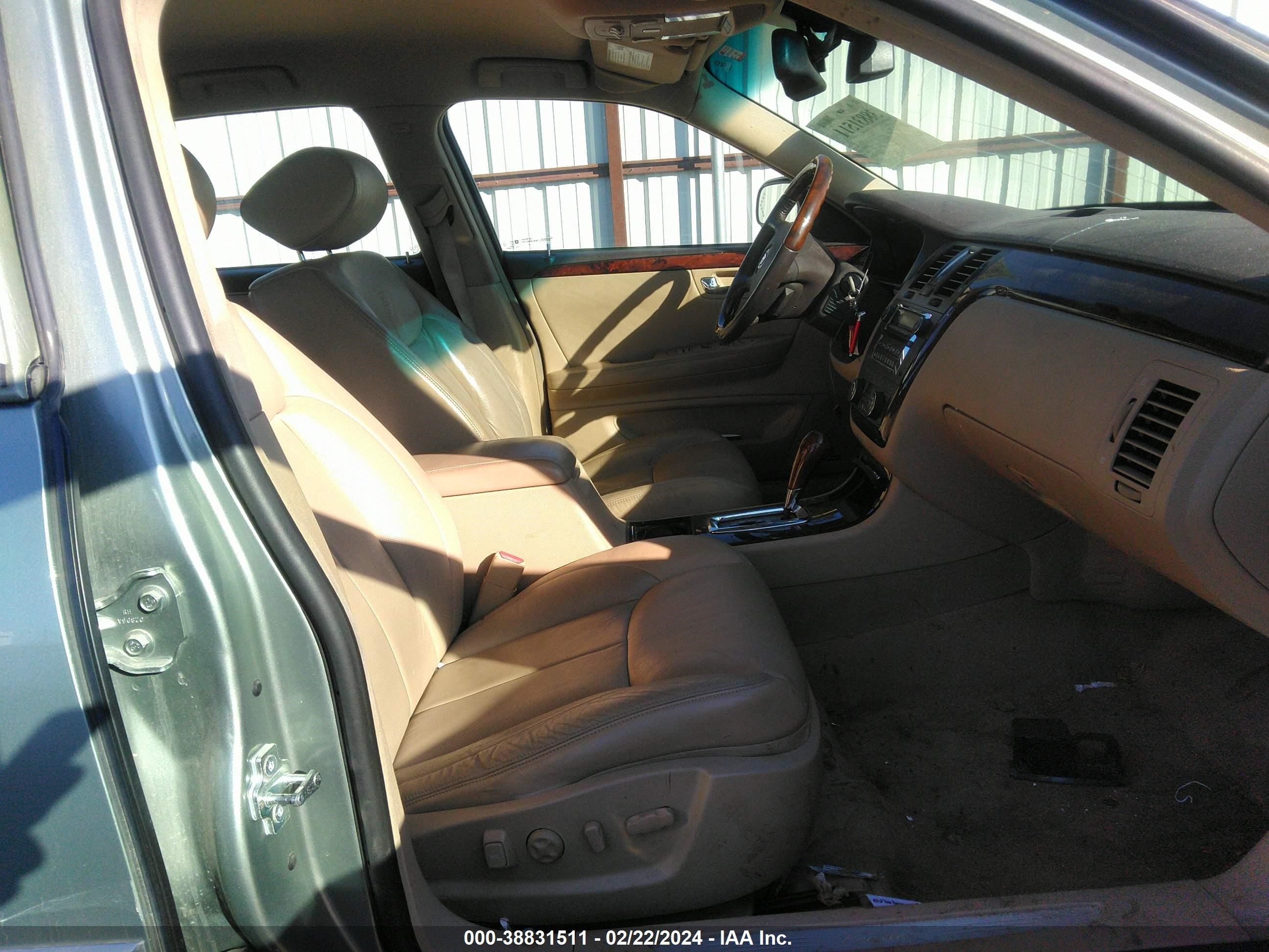 Photo 4 VIN: 1G6KD57Y07U151397 - CADILLAC DTS 