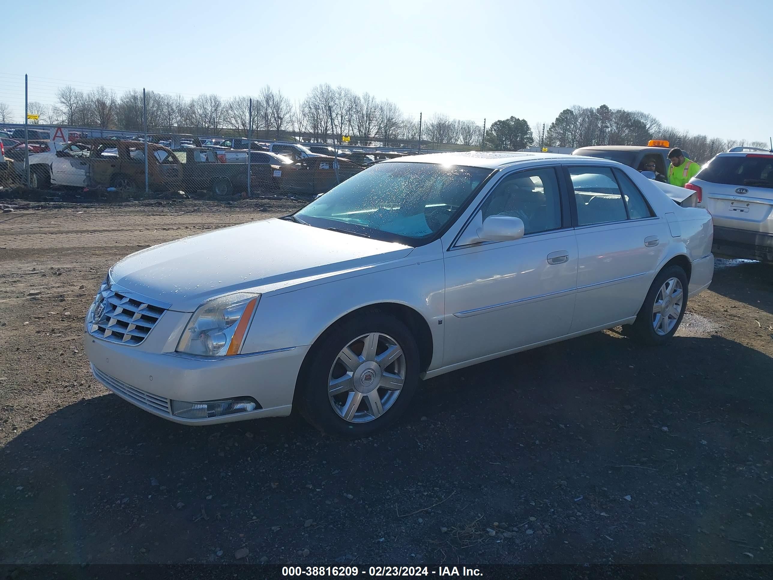 Photo 1 VIN: 1G6KD57Y08U104694 - CADILLAC DTS 