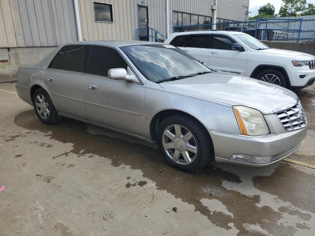 Photo 3 VIN: 1G6KD57Y08U127697 - CADILLAC DTS 