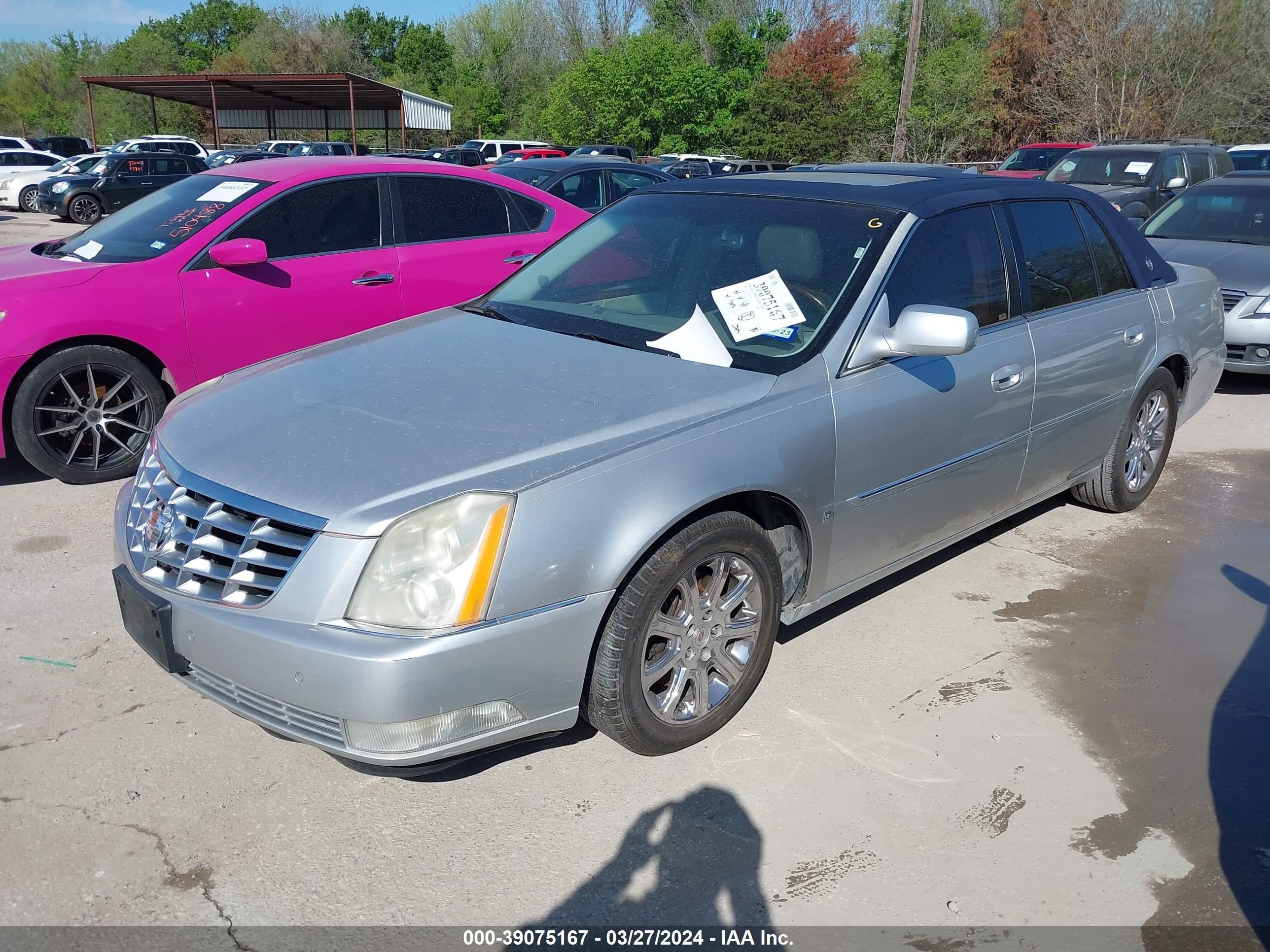 Photo 1 VIN: 1G6KD57Y09U106737 - CADILLAC DTS 