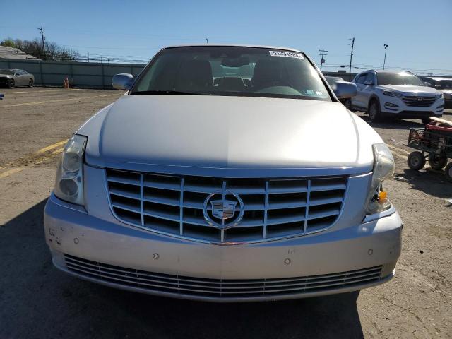 Photo 4 VIN: 1G6KD57Y09U145439 - CADILLAC DTS 