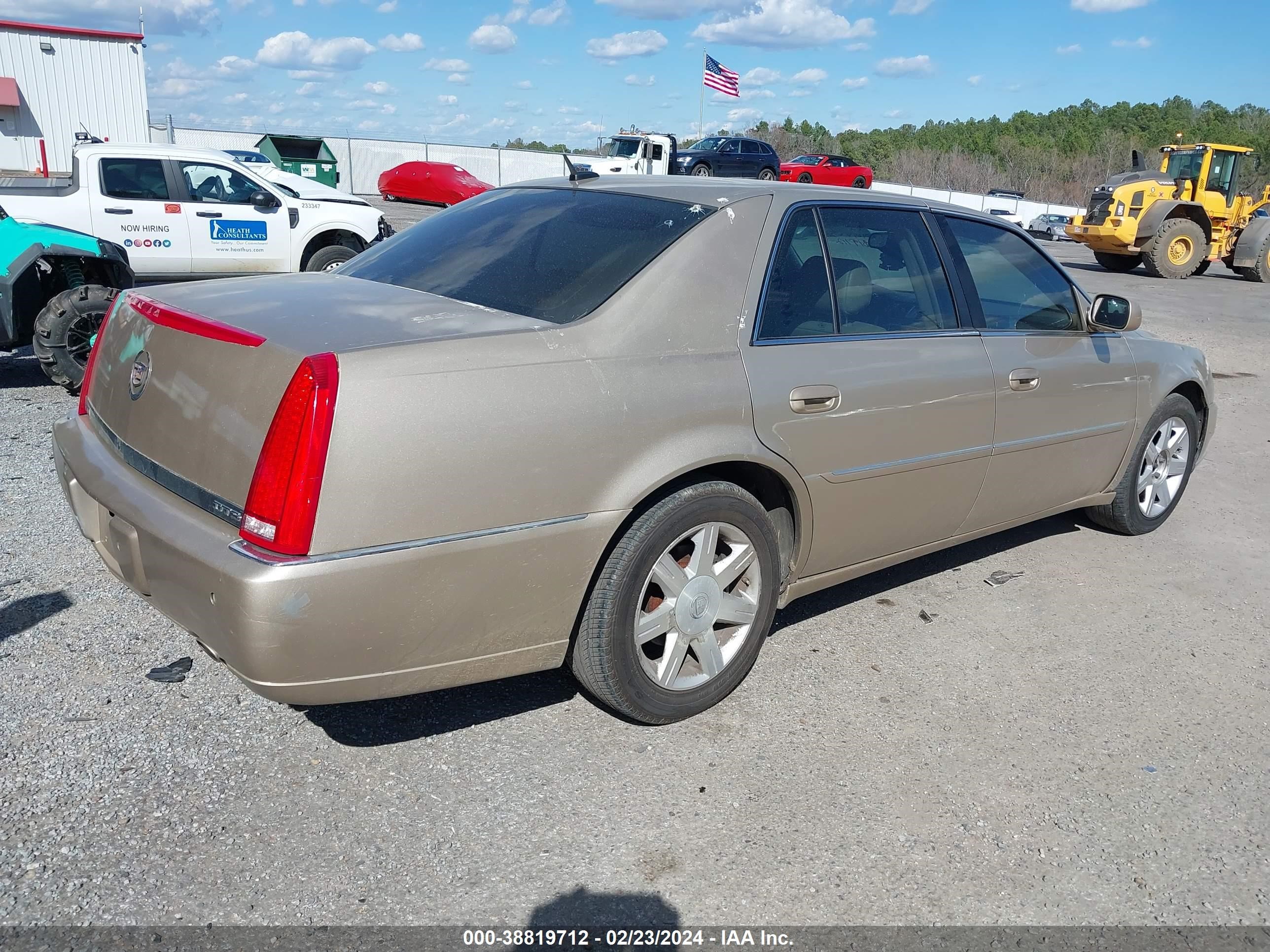 Photo 3 VIN: 1G6KD57Y16U197609 - CADILLAC DTS 