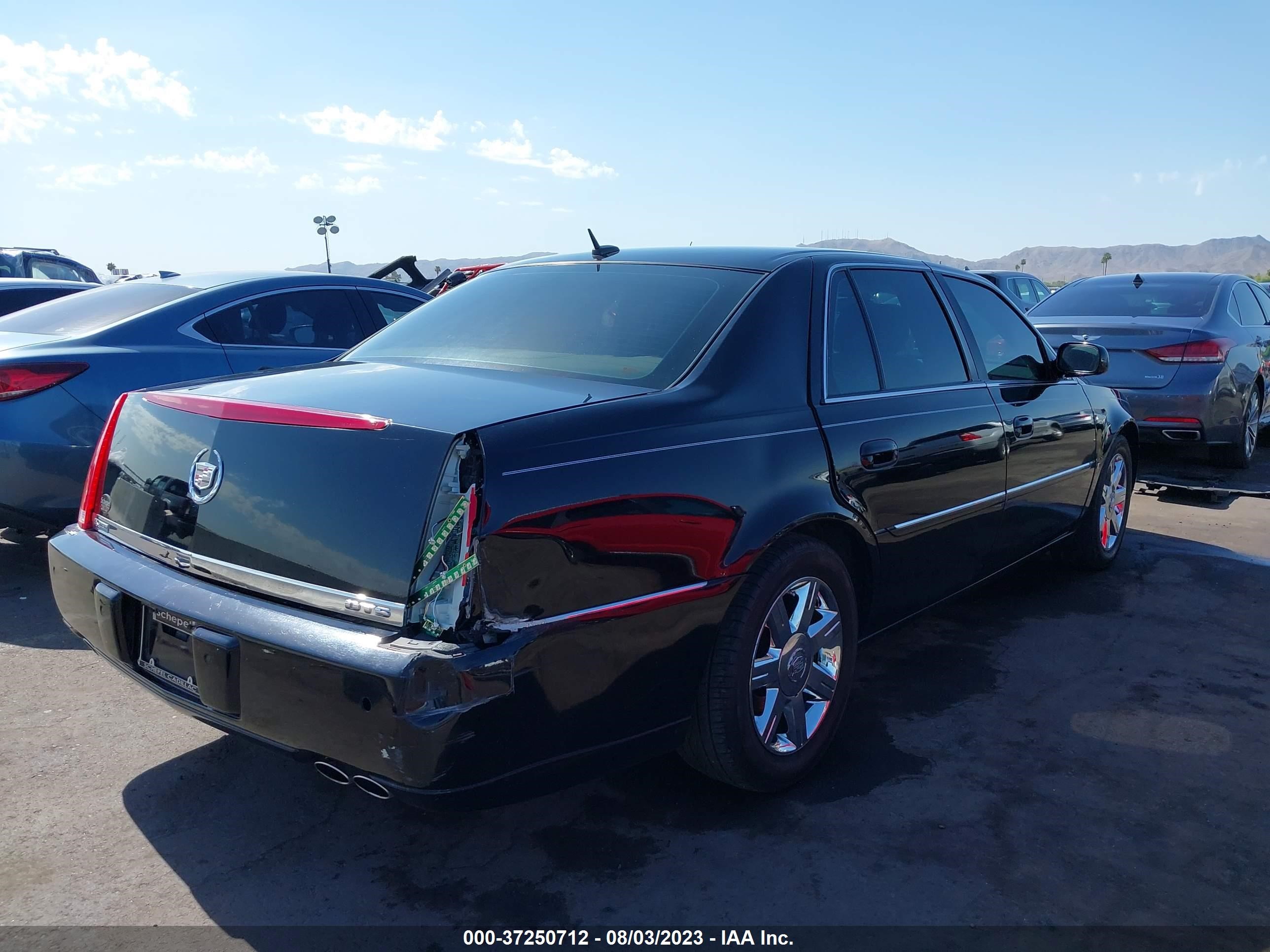 Photo 3 VIN: 1G6KD57Y16U241656 - CADILLAC DTS 