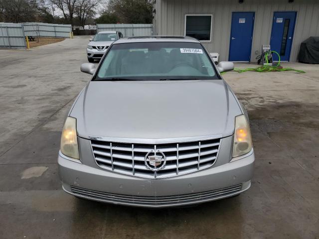 Photo 4 VIN: 1G6KD57Y17U110082 - CADILLAC DTS 