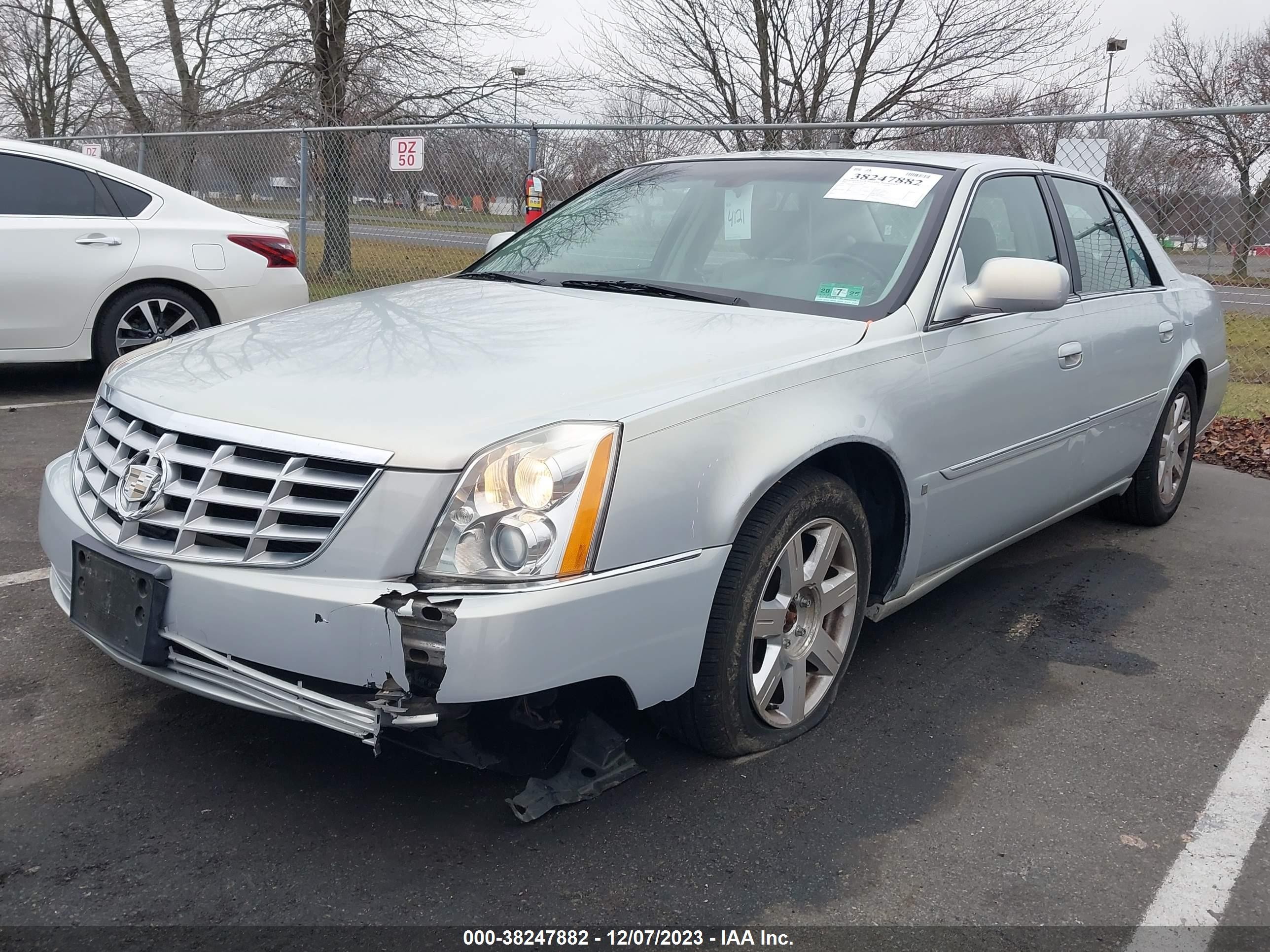 Photo 1 VIN: 1G6KD57Y17U134043 - CADILLAC DTS 