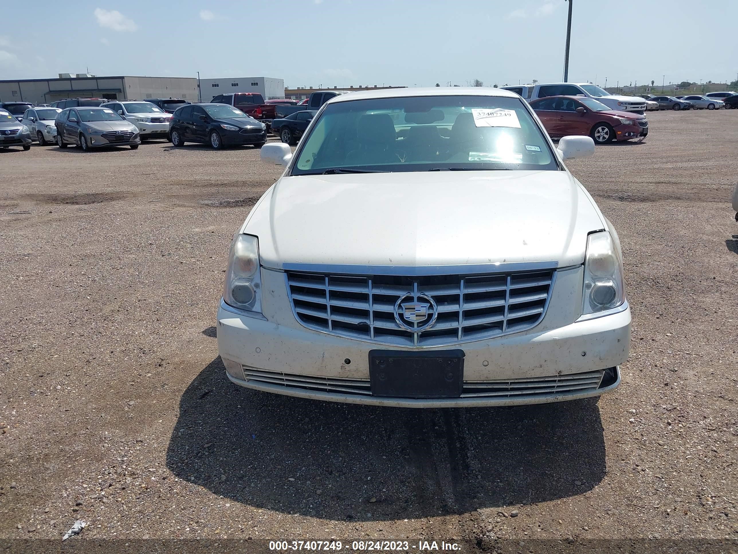 Photo 11 VIN: 1G6KD57Y19U106228 - CADILLAC DTS 