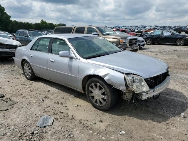 Photo 3 VIN: 1G6KD57Y26U105956 - CADILLAC DTS 