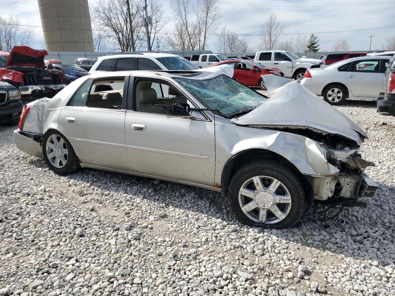 Photo 3 VIN: 1G6KD57Y27U185471 - CADILLAC DTS 