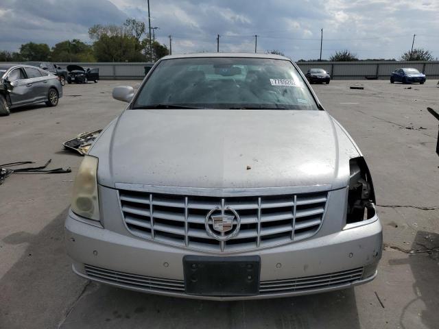 Photo 4 VIN: 1G6KD57Y27U196647 - CADILLAC DTS 