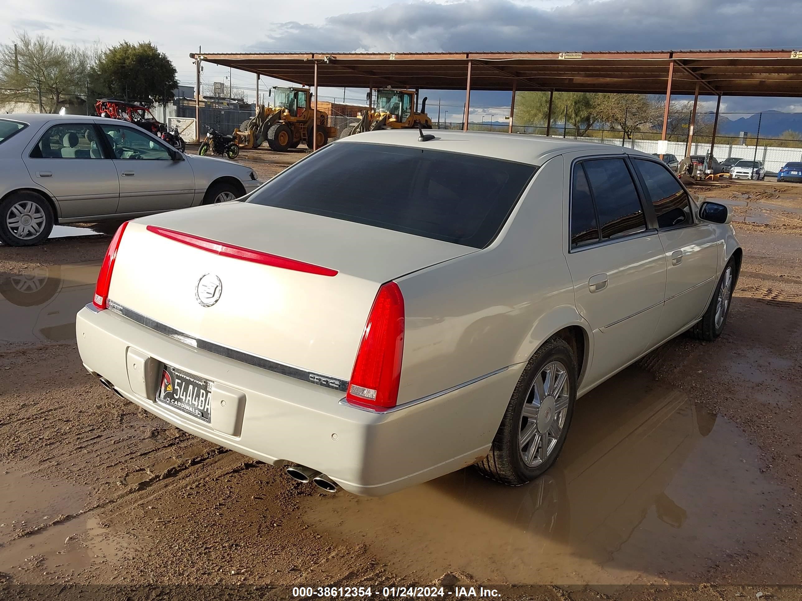 Photo 3 VIN: 1G6KD57Y27U201233 - CADILLAC DTS 