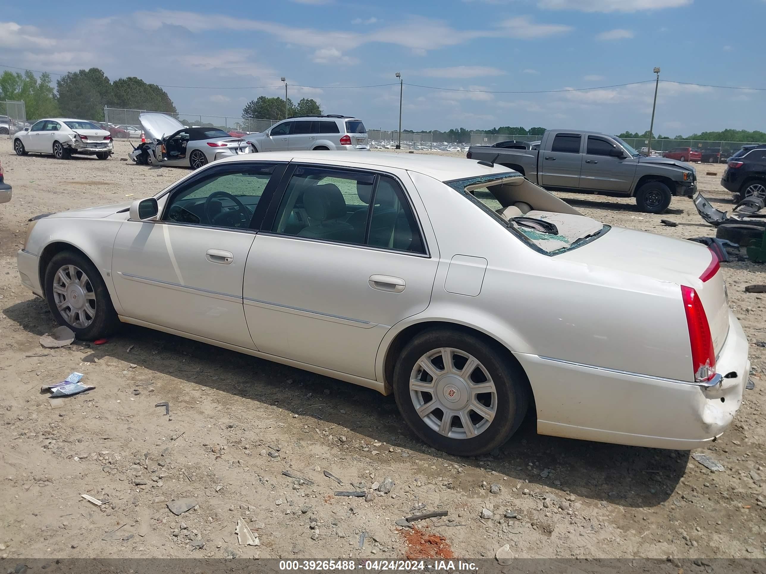 Photo 13 VIN: 1G6KD57Y28U155050 - CADILLAC DTS 