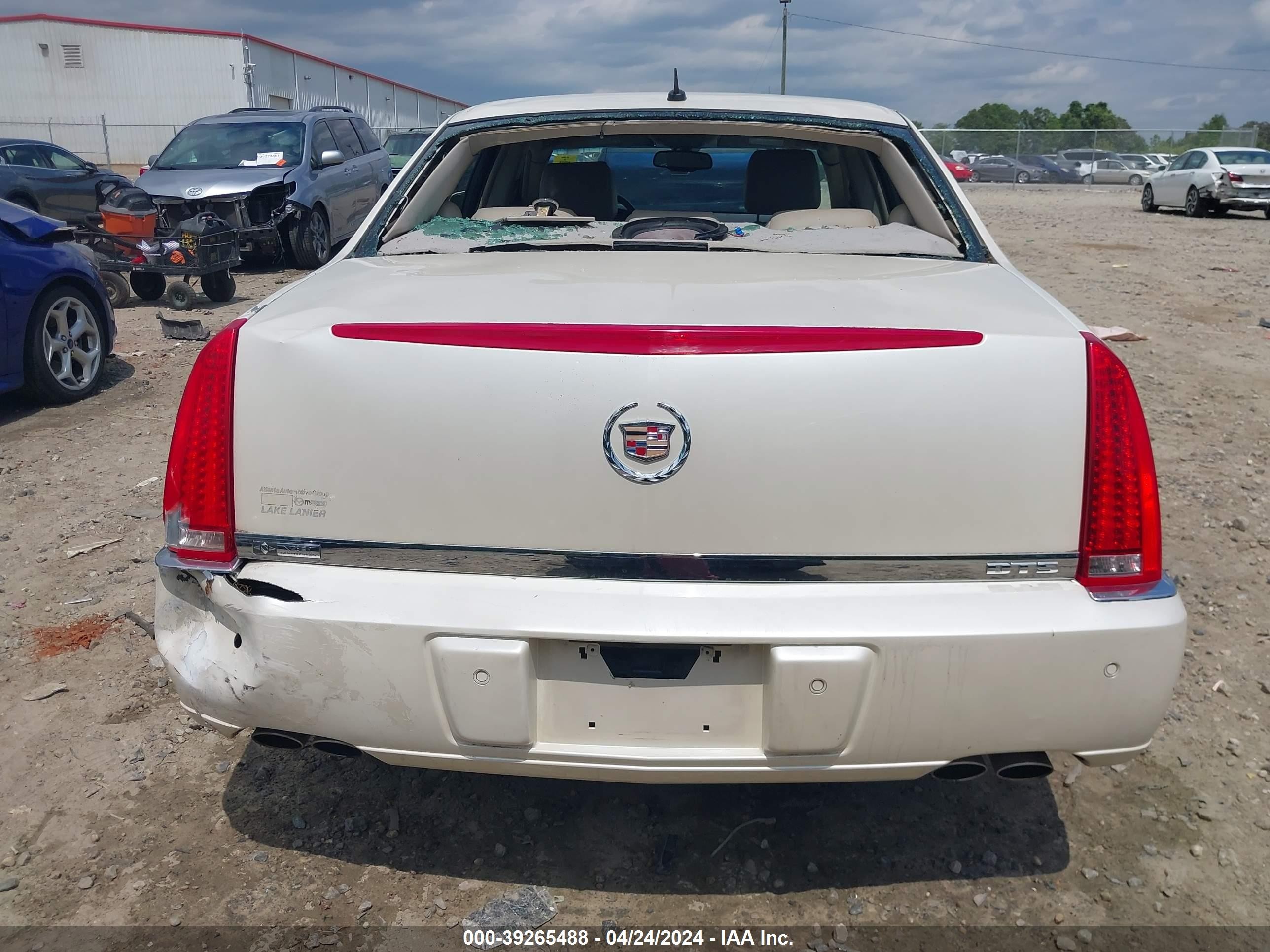 Photo 15 VIN: 1G6KD57Y28U155050 - CADILLAC DTS 