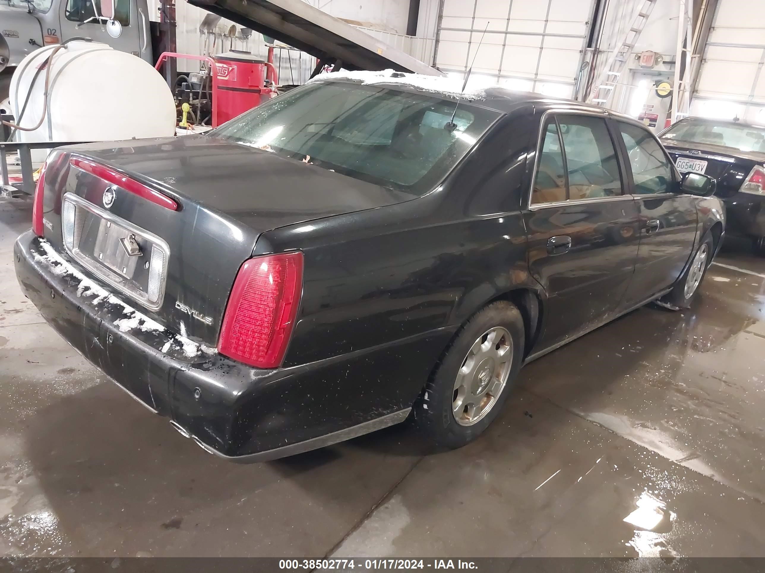 Photo 3 VIN: 1G6KD57Y34U183272 - CADILLAC DE VILLE 