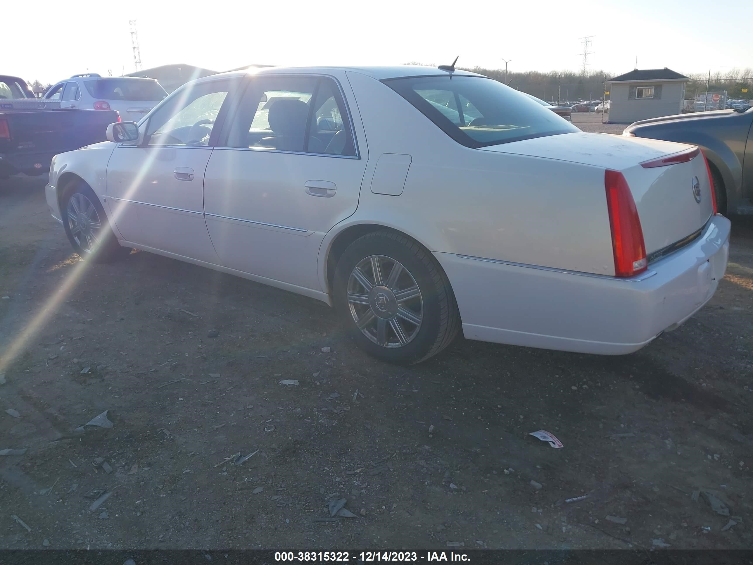 Photo 2 VIN: 1G6KD57Y37U140068 - CADILLAC DTS 