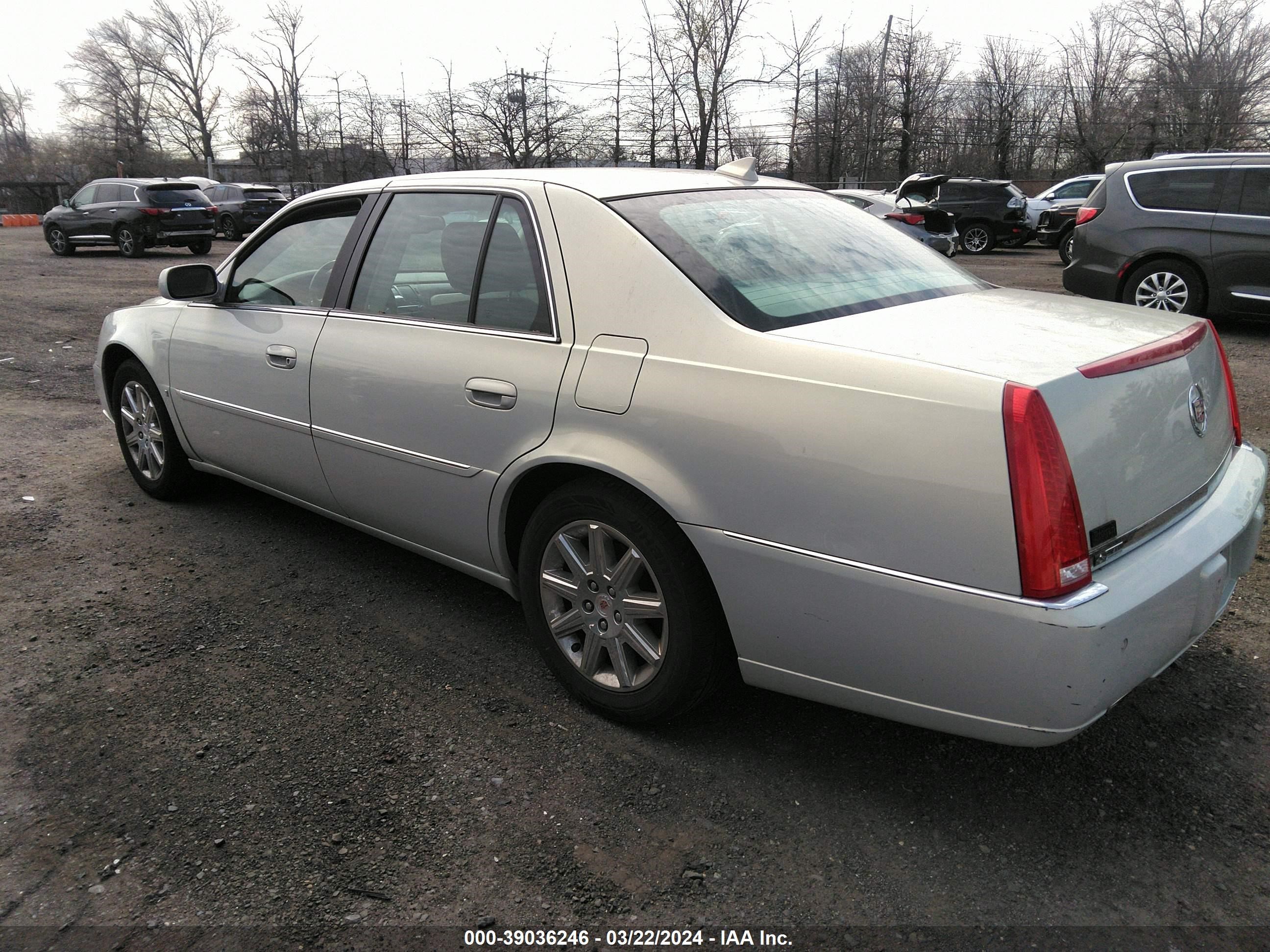 Photo 2 VIN: 1G6KD57Y39U145841 - CADILLAC DTS 