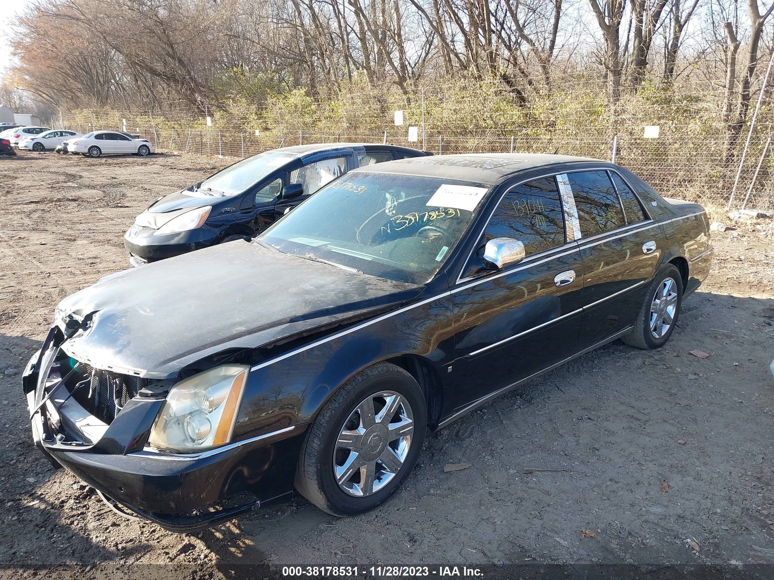 Photo 1 VIN: 1G6KD57Y46U129305 - CADILLAC DTS 