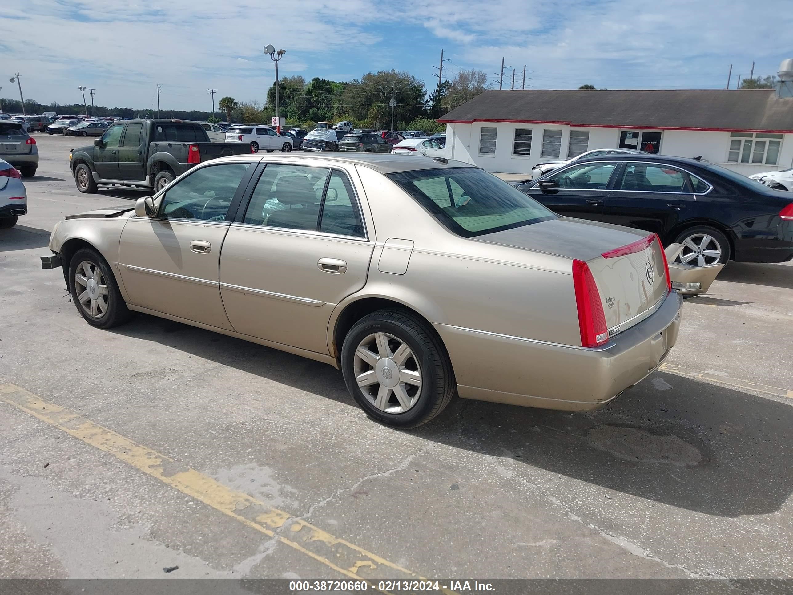 Photo 2 VIN: 1G6KD57Y46U182909 - CADILLAC DTS 