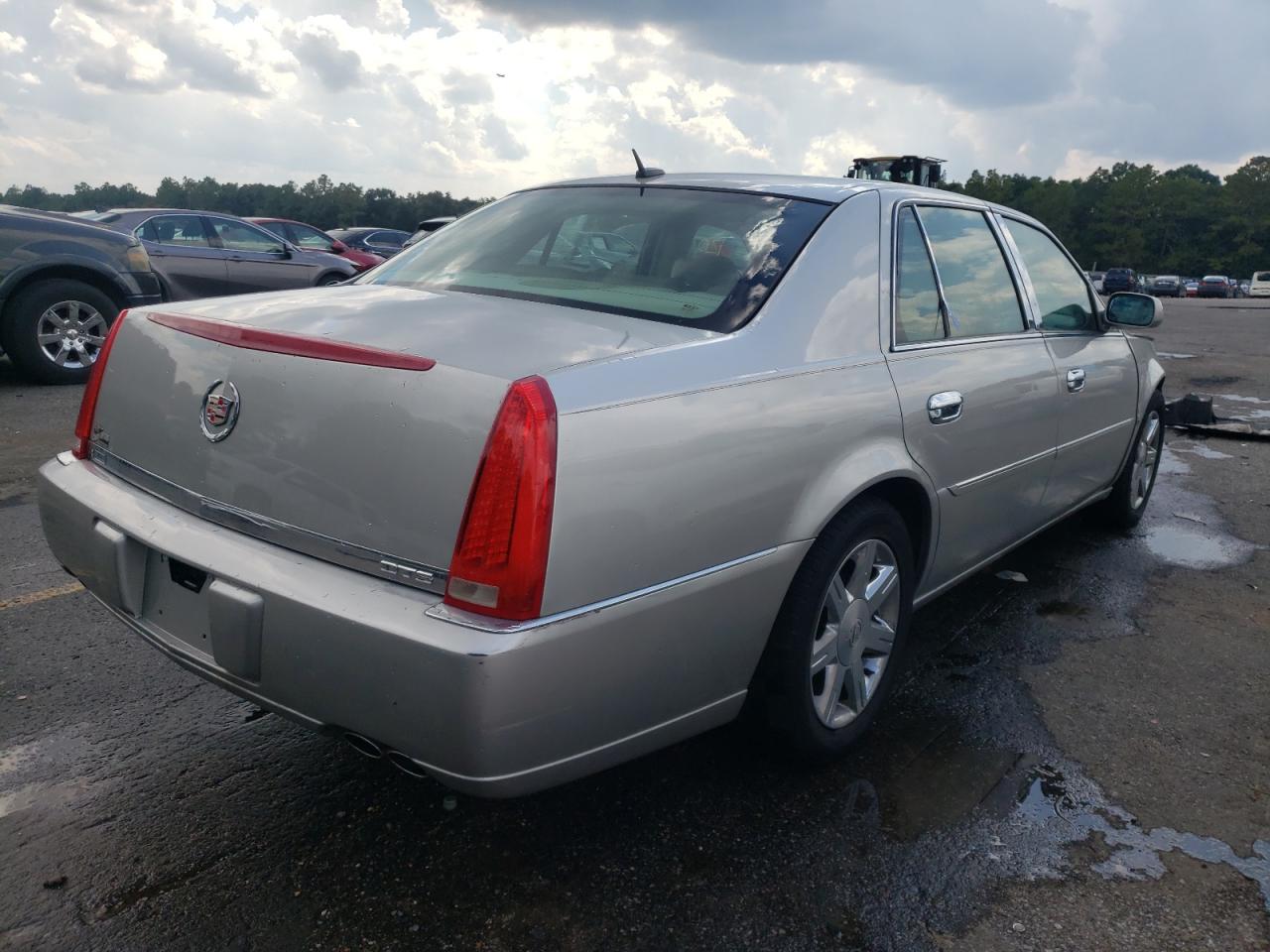 Photo 2 VIN: 1G6KD57Y47U128737 - CADILLAC DTS 