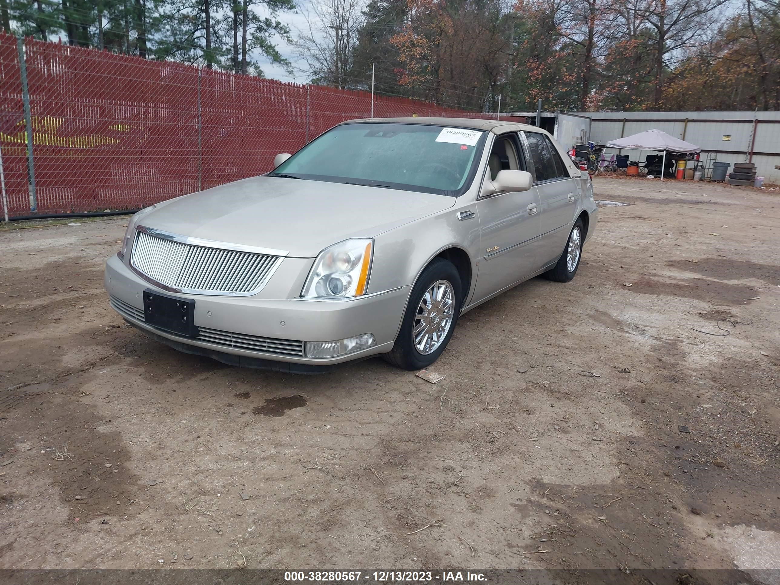 Photo 1 VIN: 1G6KD57Y49U121421 - CADILLAC DTS 