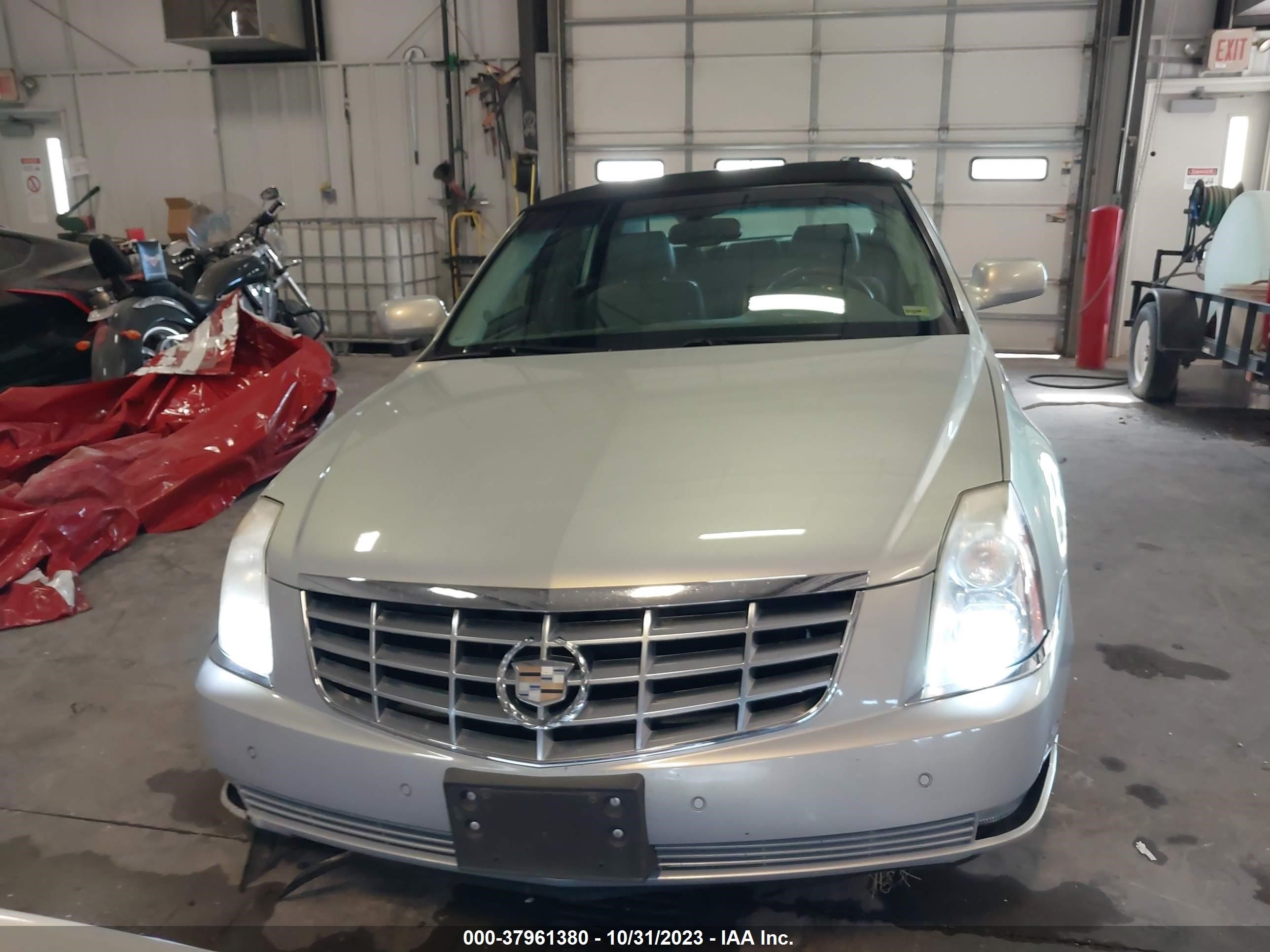 Photo 11 VIN: 1G6KD57Y56U108415 - CADILLAC DTS 