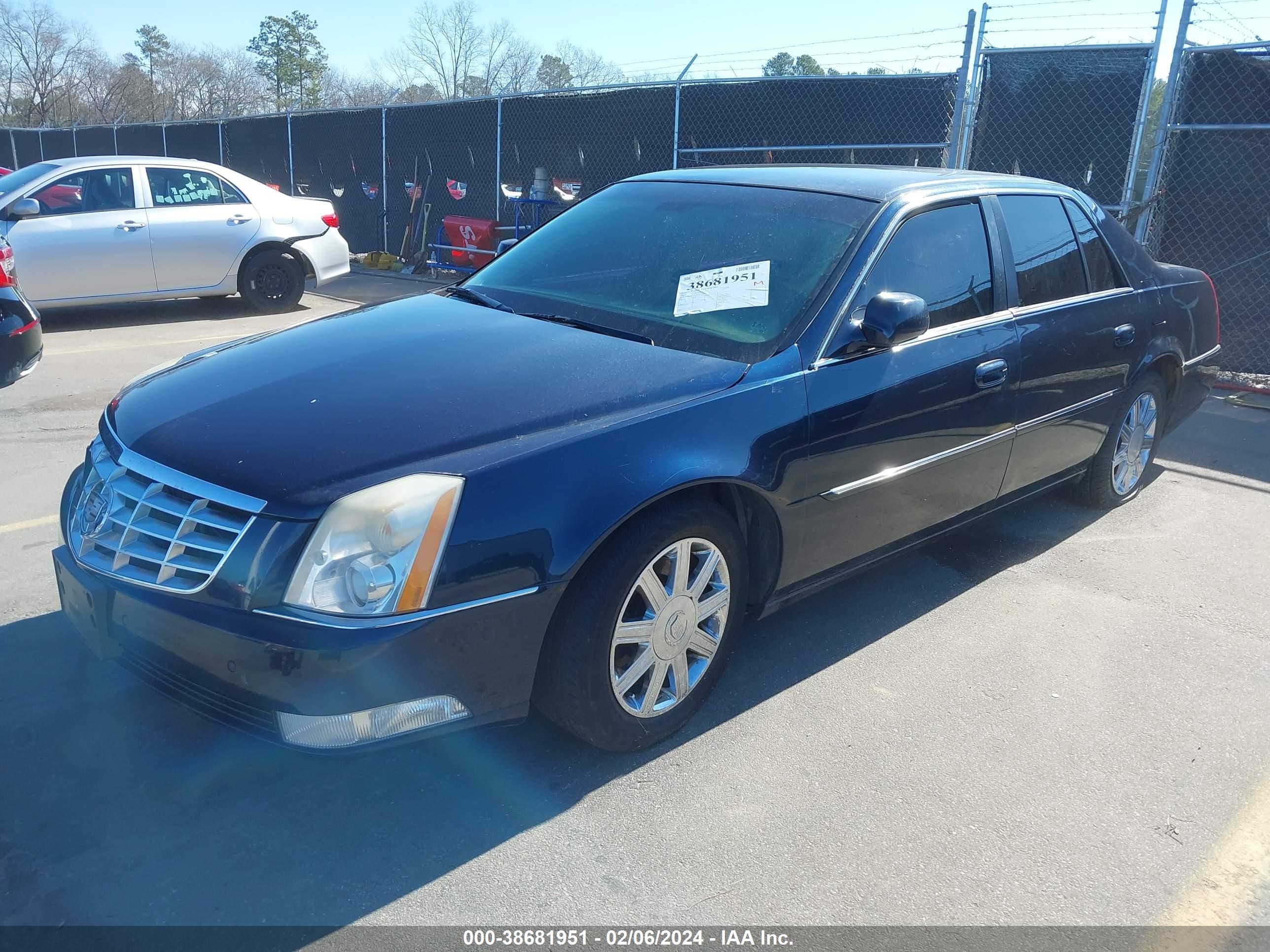 Photo 1 VIN: 1G6KD57Y56U193210 - CADILLAC DTS 