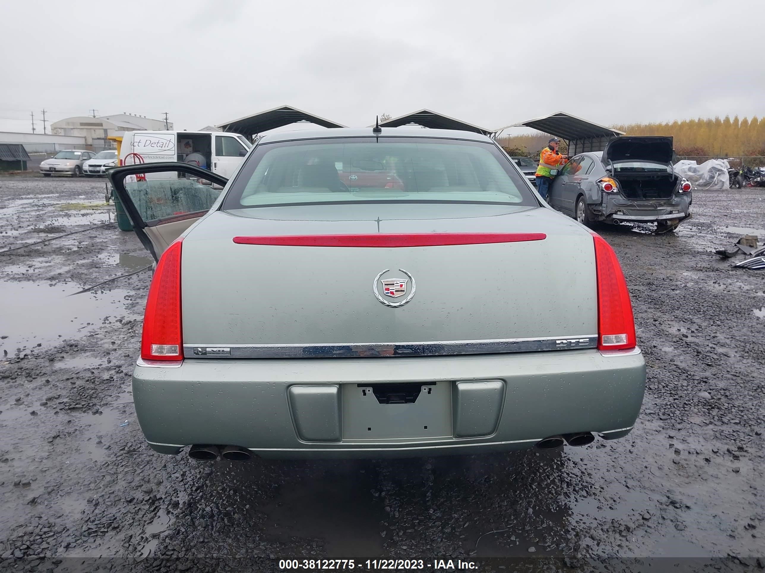 Photo 15 VIN: 1G6KD57Y57U126723 - CADILLAC DTS 