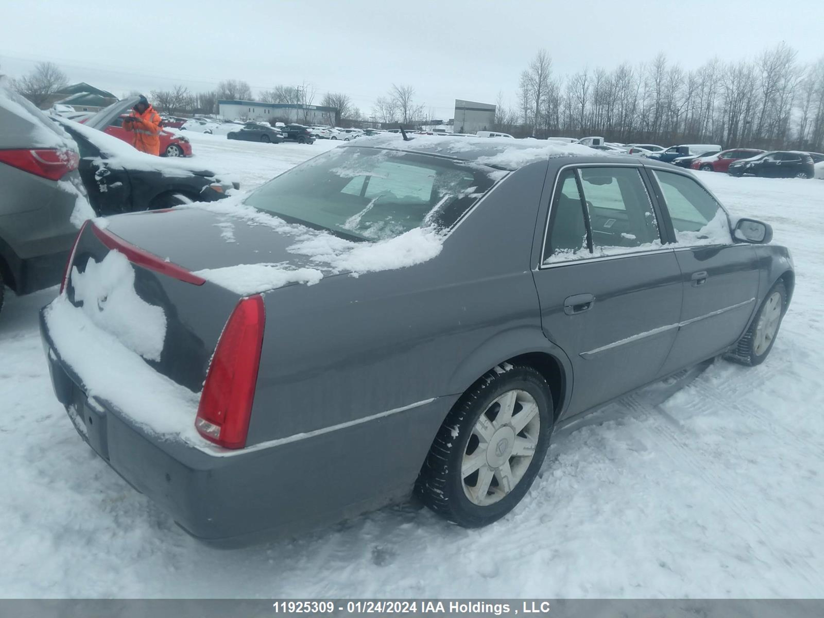 Photo 3 VIN: 1G6KD57Y57U150133 - CADILLAC DTS 