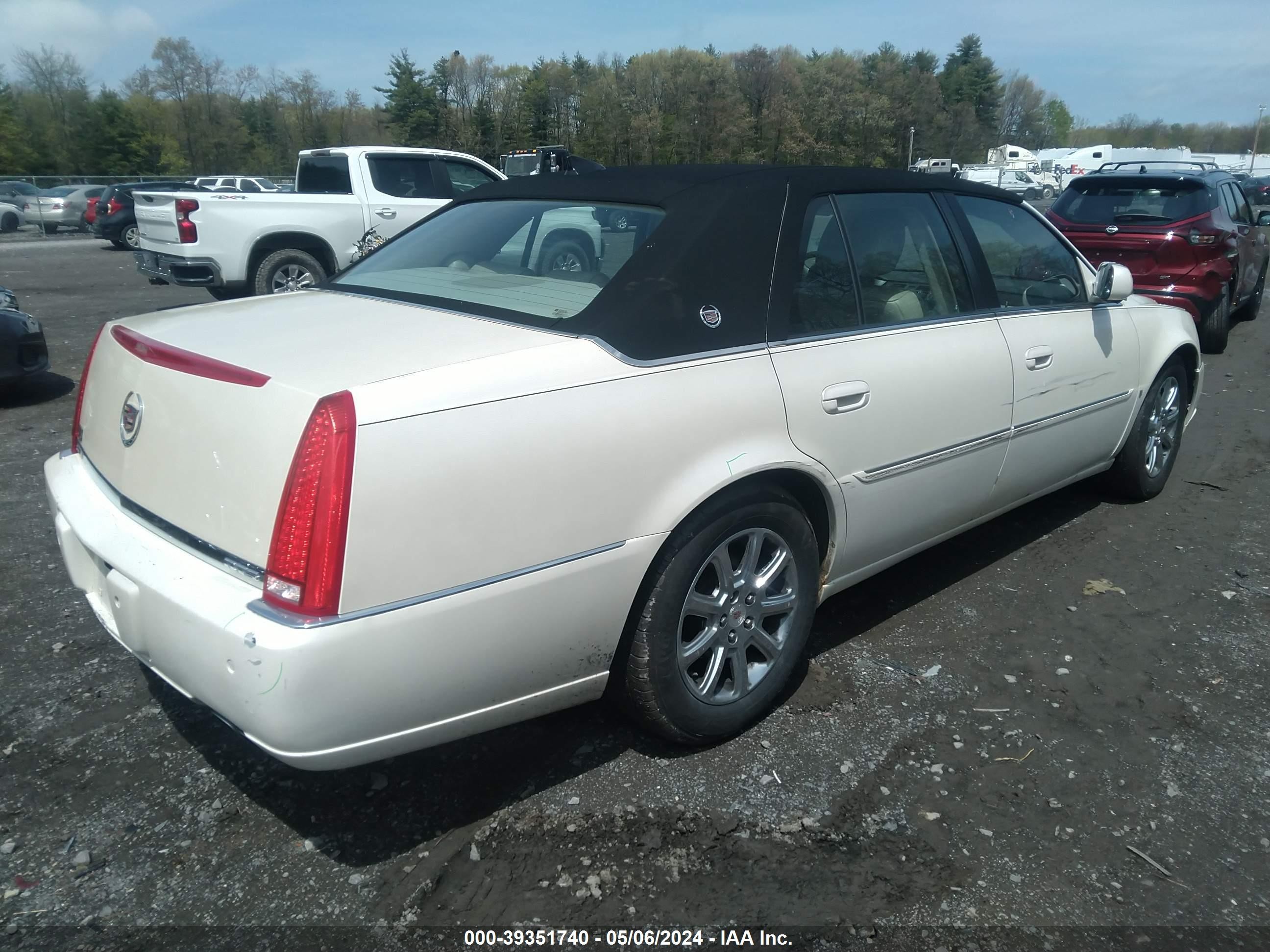 Photo 3 VIN: 1G6KD57Y59U106667 - CADILLAC DTS 