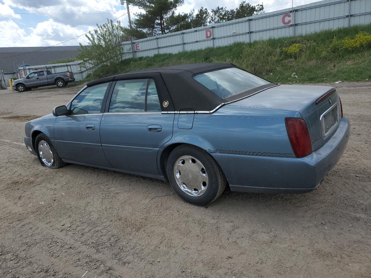 Photo 1 VIN: 1G6KD57Y5YU299370 - CADILLAC DE VILLE 