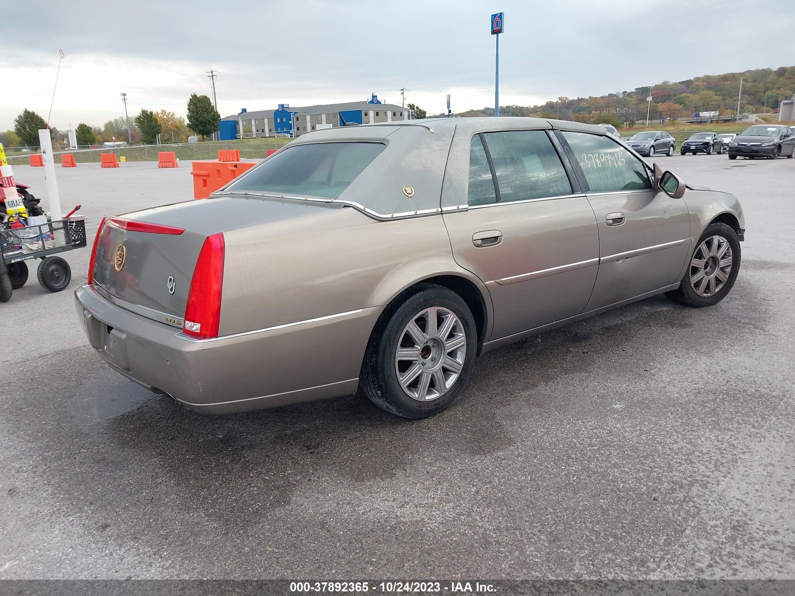 Photo 3 VIN: 1G6KD57Y66U123490 - CADILLAC DTS 