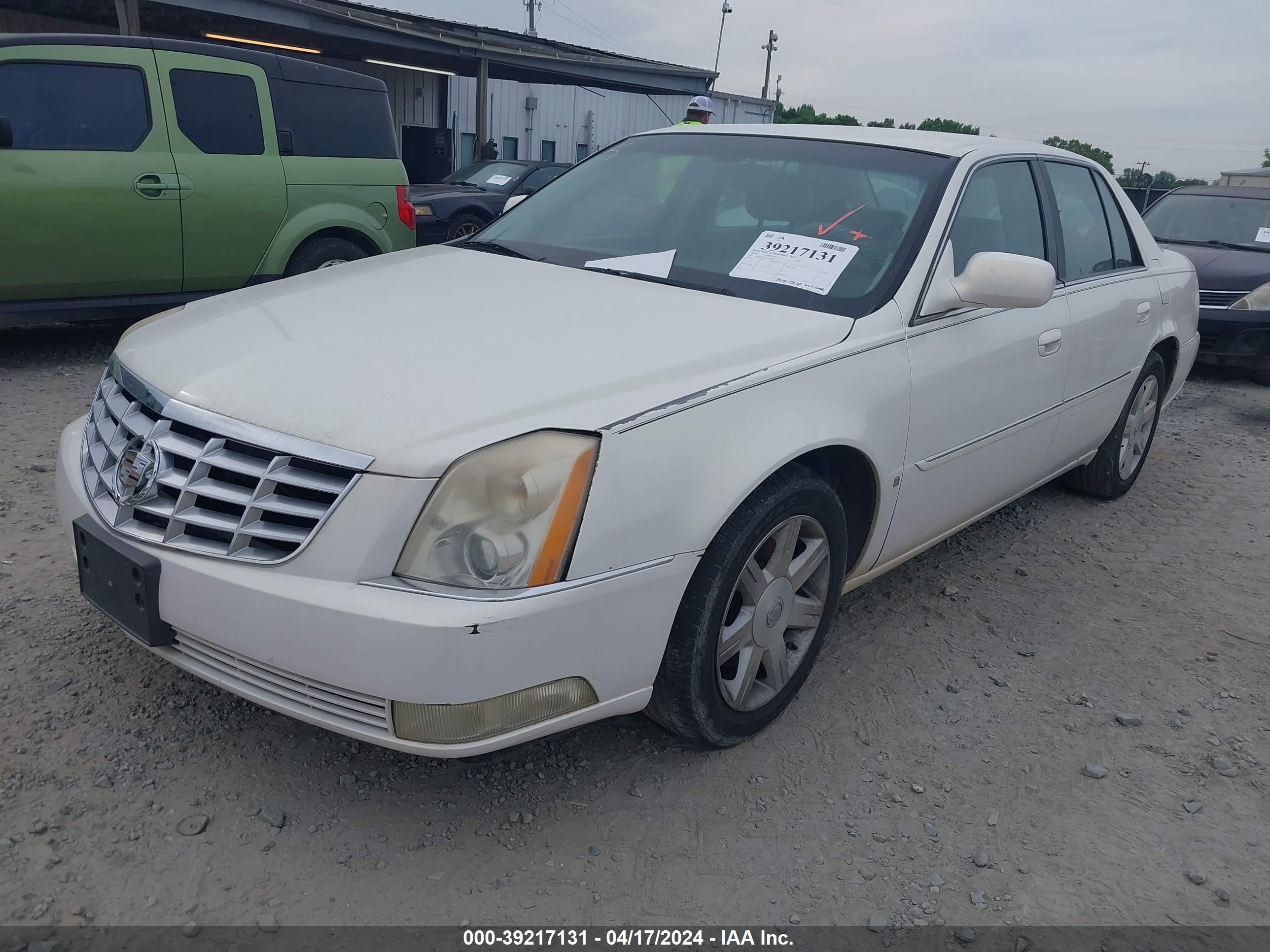 Photo 2 VIN: 1G6KD57Y66U161186 - CADILLAC DTS 