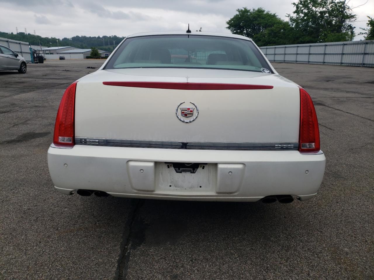 Photo 5 VIN: 1G6KD57Y66U202917 - CADILLAC DTS 