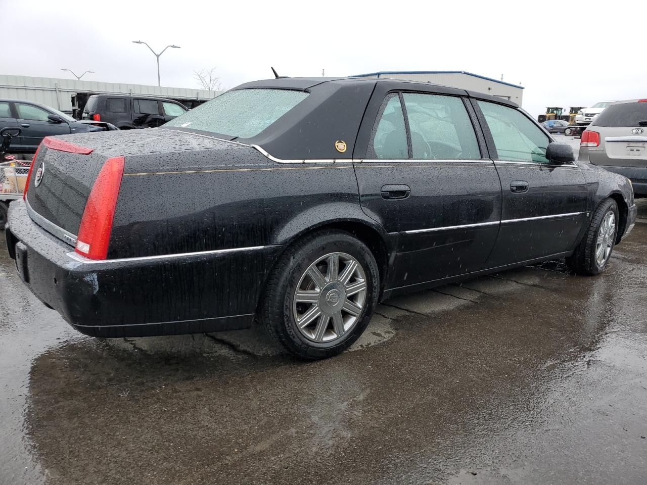 Photo 2 VIN: 1G6KD57Y67U119439 - CADILLAC DTS 