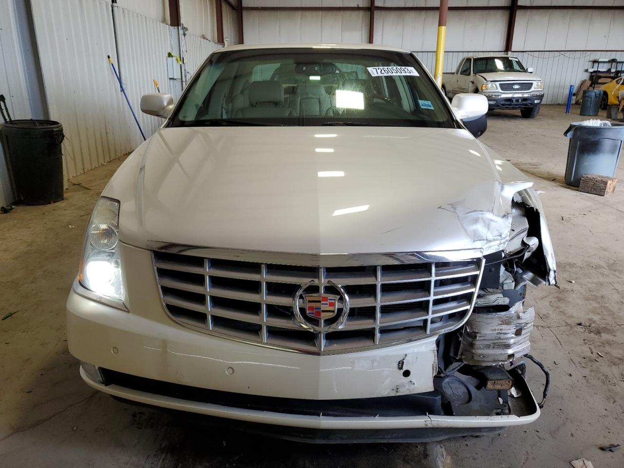 Photo 4 VIN: 1G6KD57Y67U208640 - CADILLAC DTS 