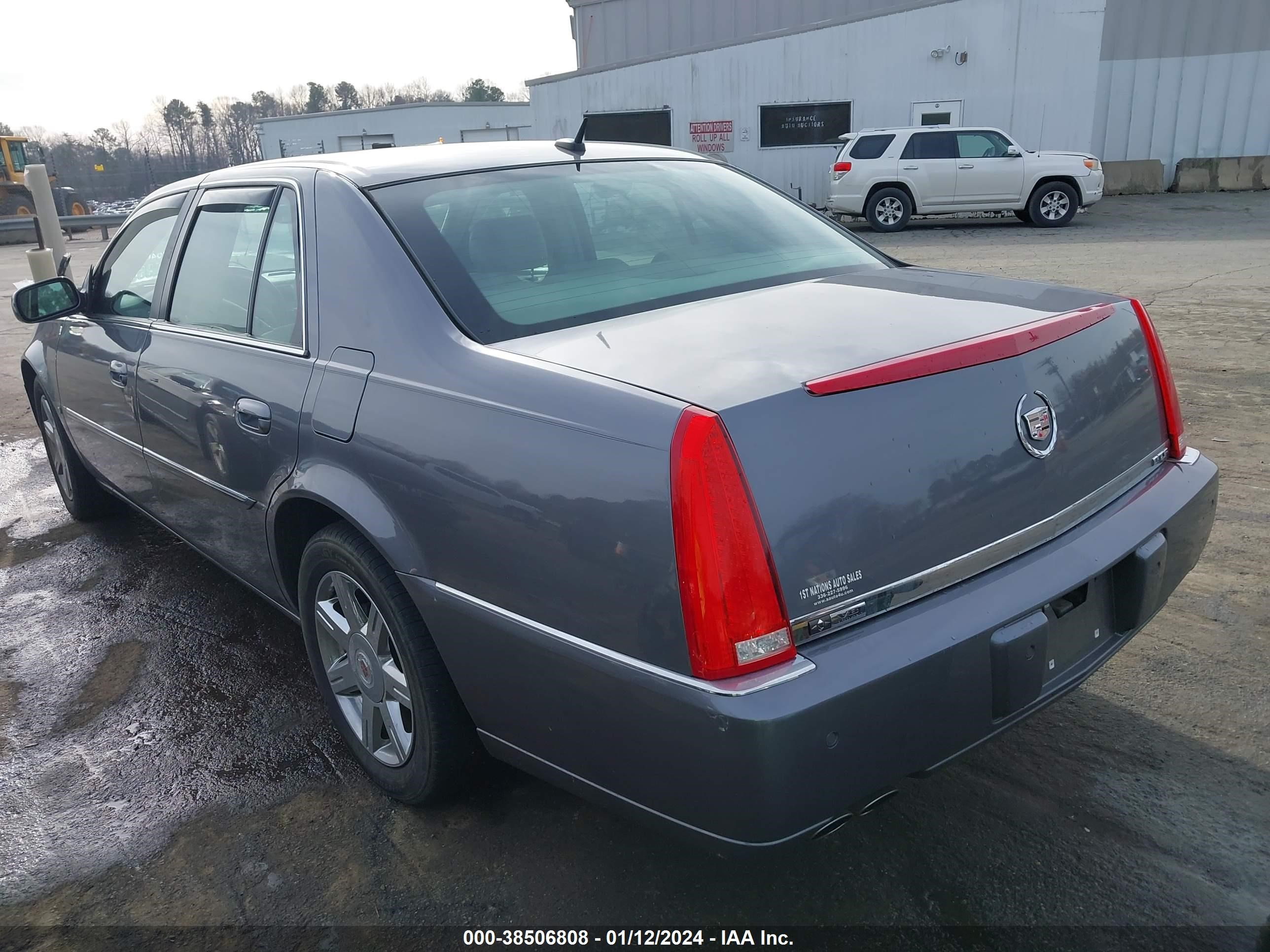 Photo 2 VIN: 1G6KD57Y67U213580 - CADILLAC DTS 