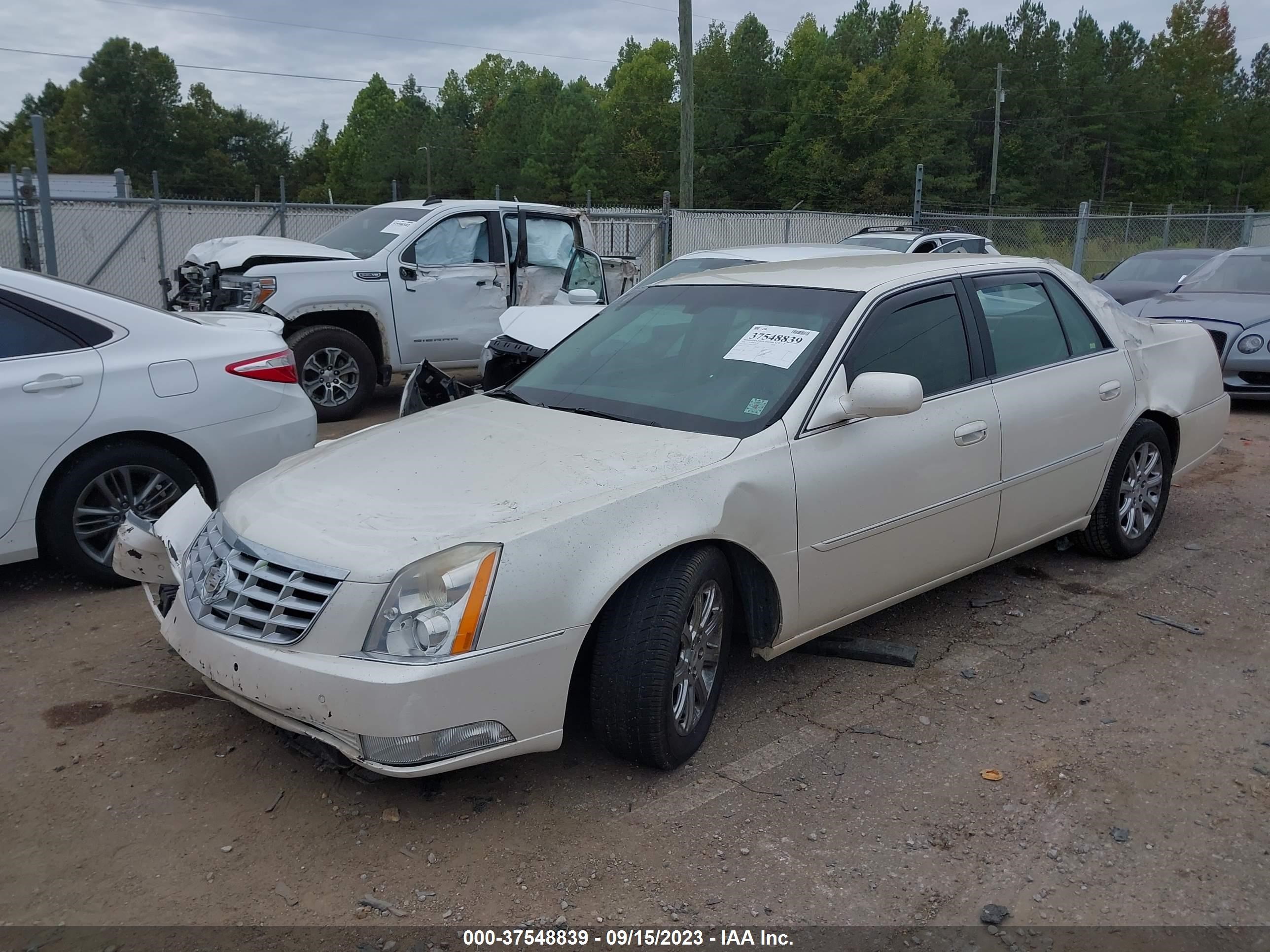 Photo 1 VIN: 1G6KD57Y68U172952 - CADILLAC DTS 