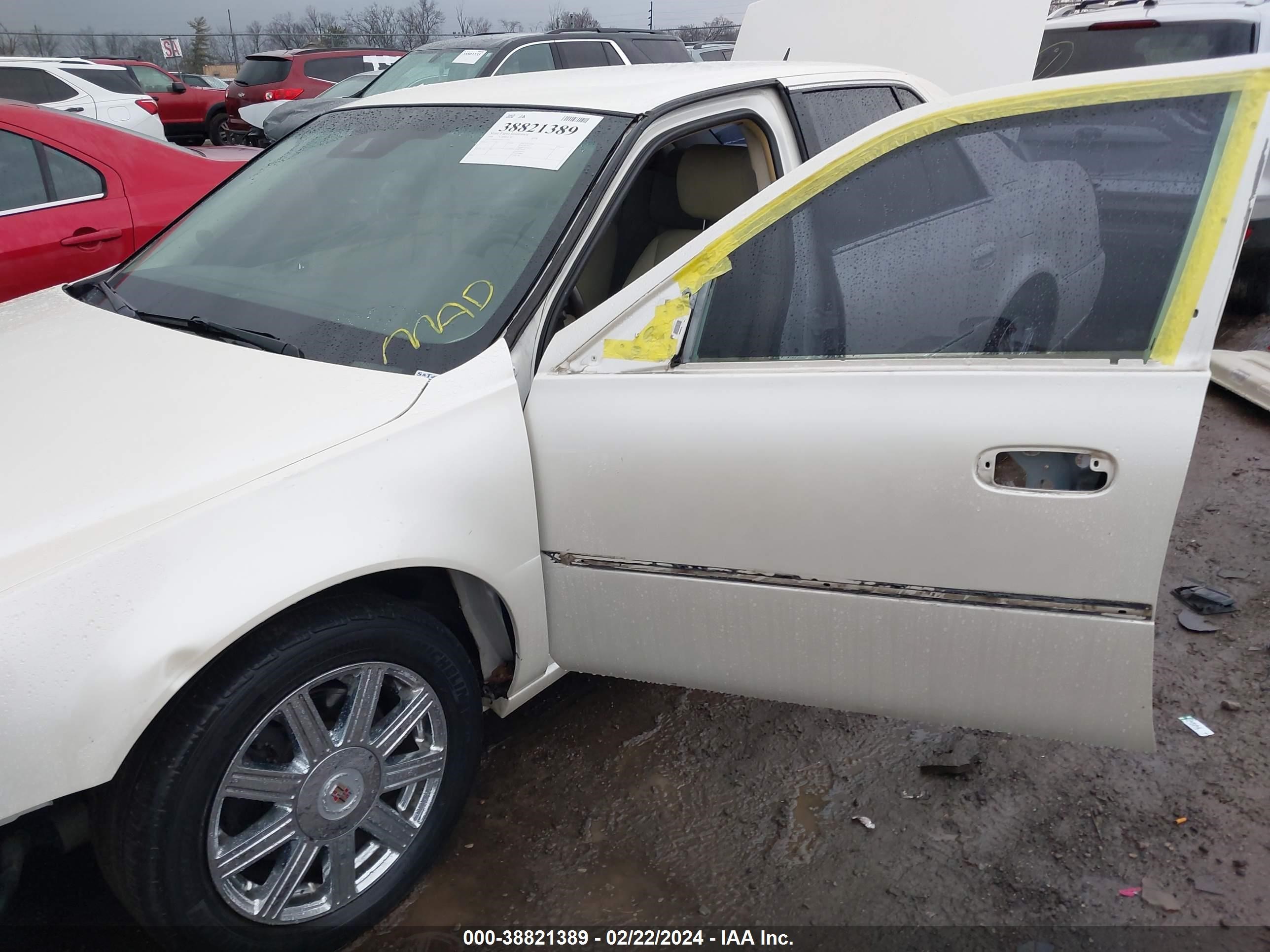 Photo 17 VIN: 1G6KD57Y68U173695 - CADILLAC DTS 