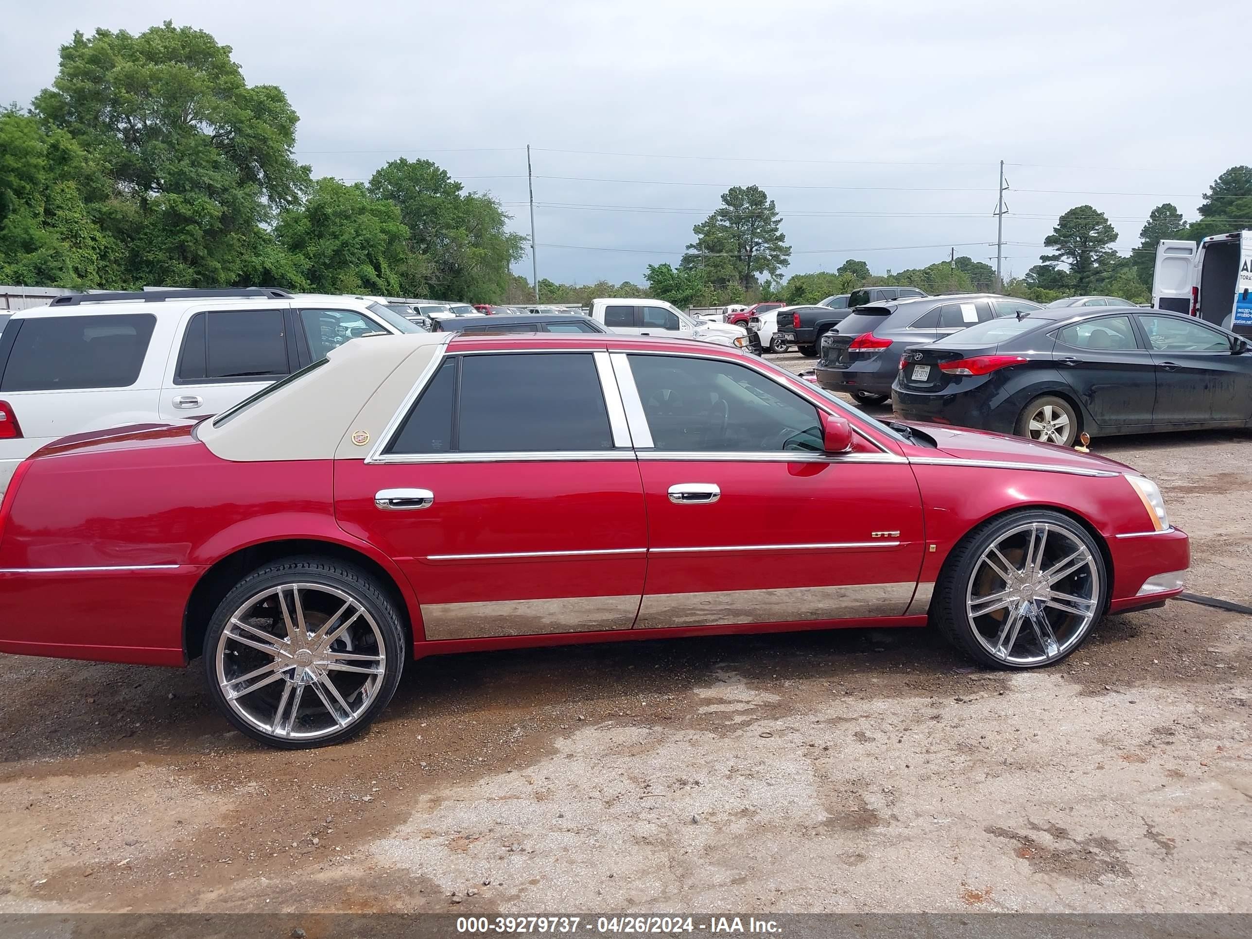 Photo 12 VIN: 1G6KD57Y69U126295 - CADILLAC DTS 