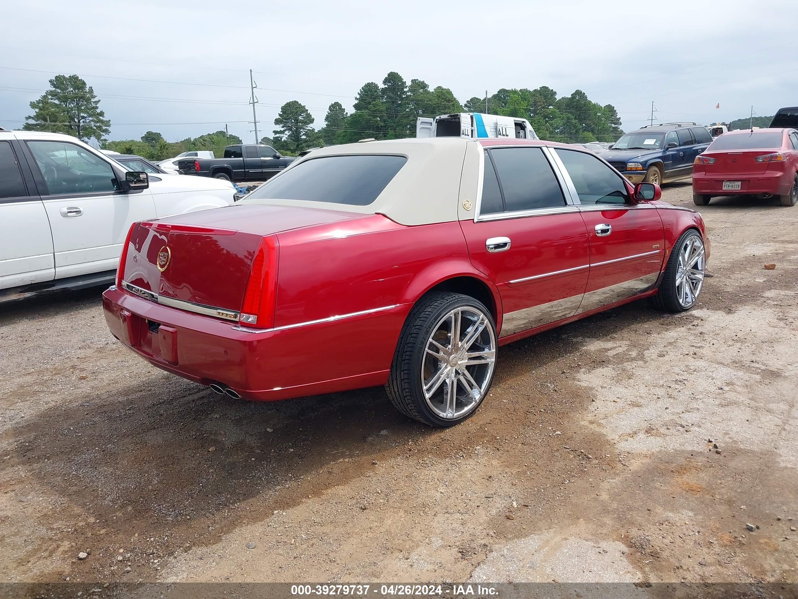 Photo 3 VIN: 1G6KD57Y69U126295 - CADILLAC DTS 