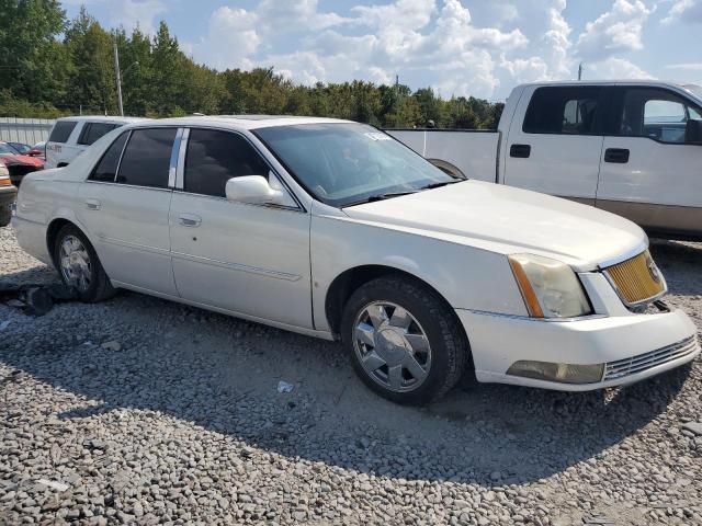 Photo 3 VIN: 1G6KD57Y76U153534 - CADILLAC DTS 