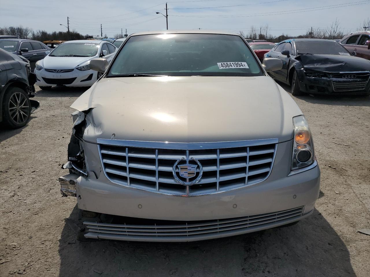 Photo 4 VIN: 1G6KD57Y77U189354 - CADILLAC DTS 