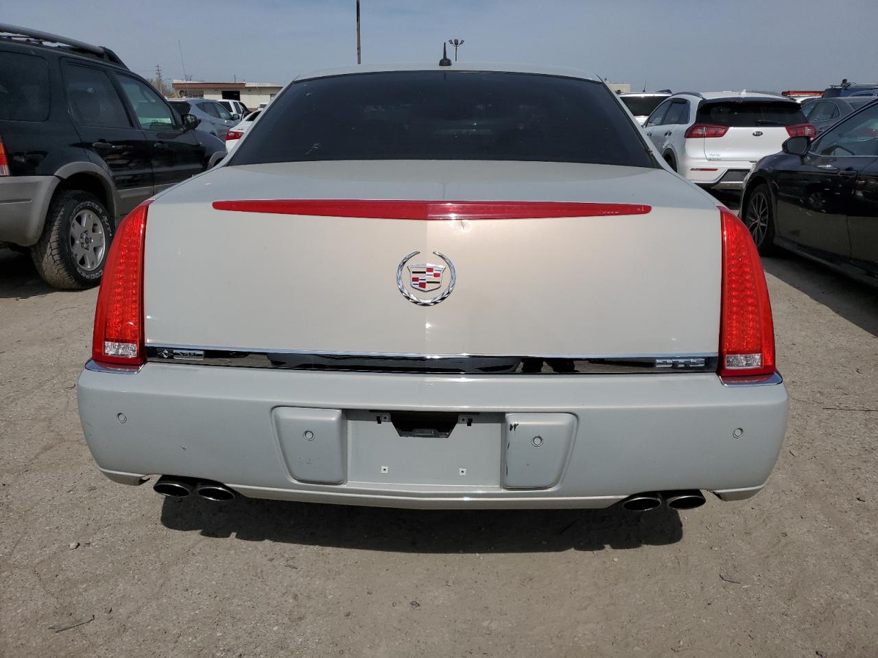 Photo 5 VIN: 1G6KD57Y77U189354 - CADILLAC DTS 